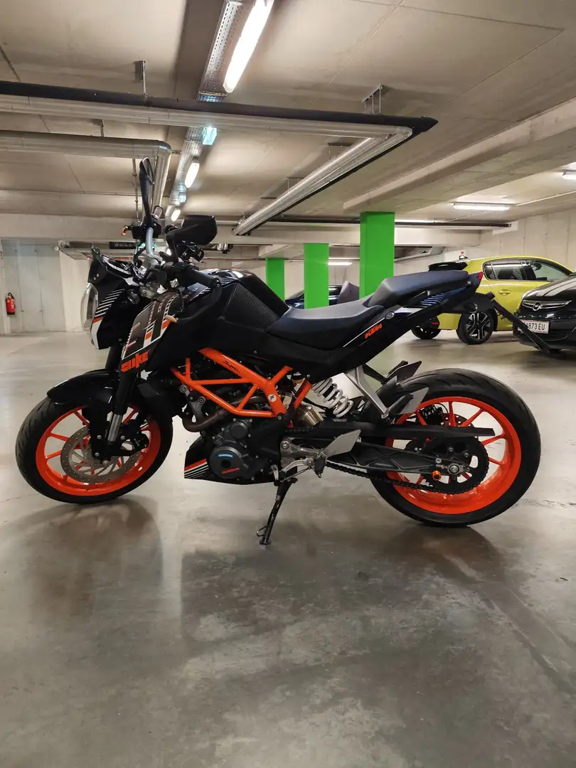 KTM 390 Duke Orange - 2