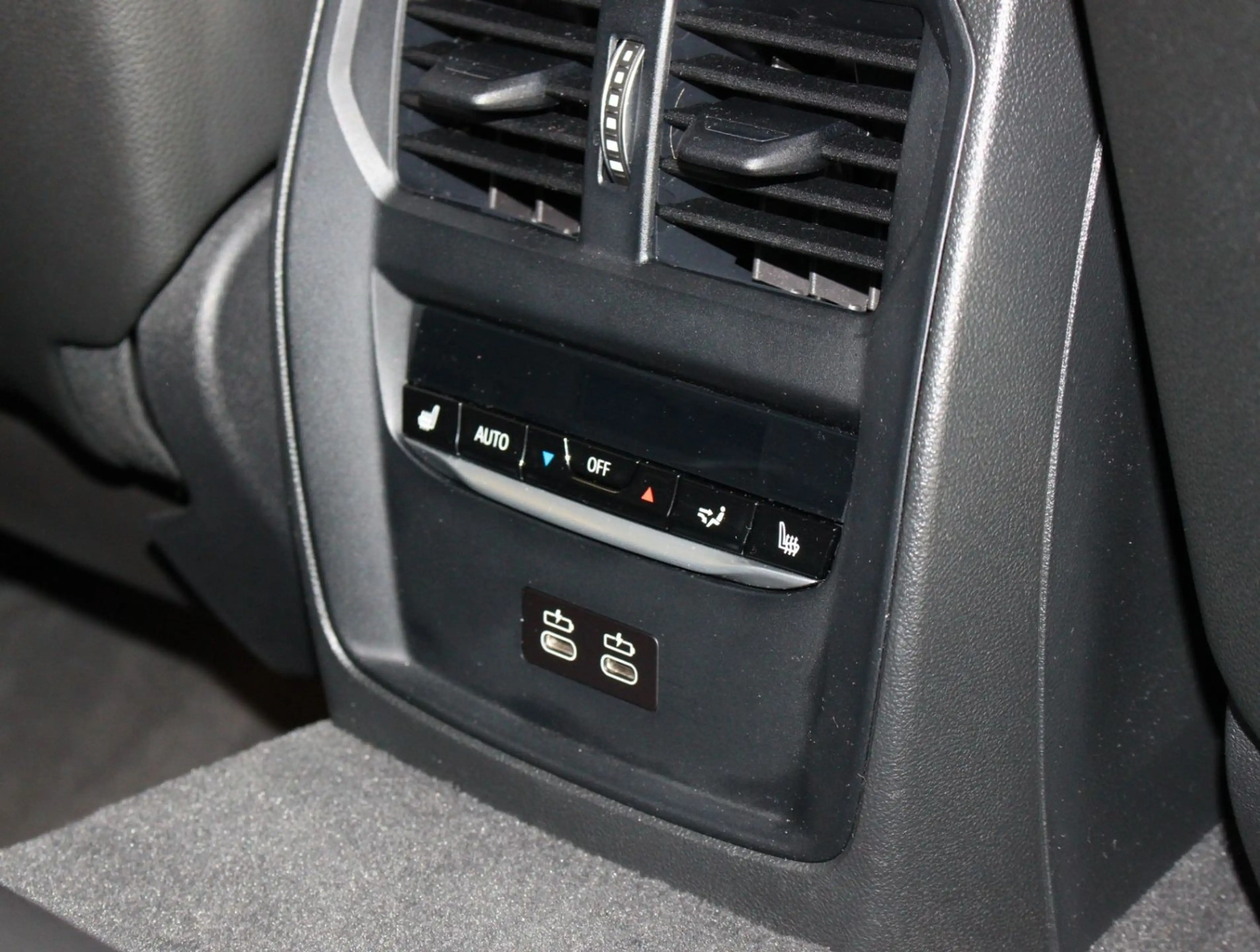 BMW M3 Competition 2WD HUD*Laser*M Driver´s*19% VAT — photo 10