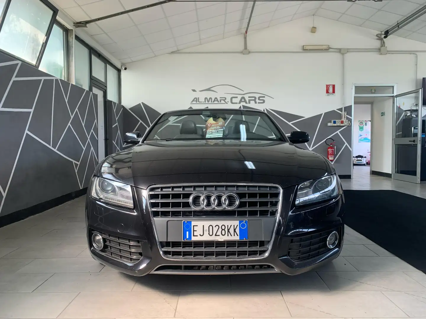 Audi A5 A5 Cabrio 2.0 tdi SLINE - 2