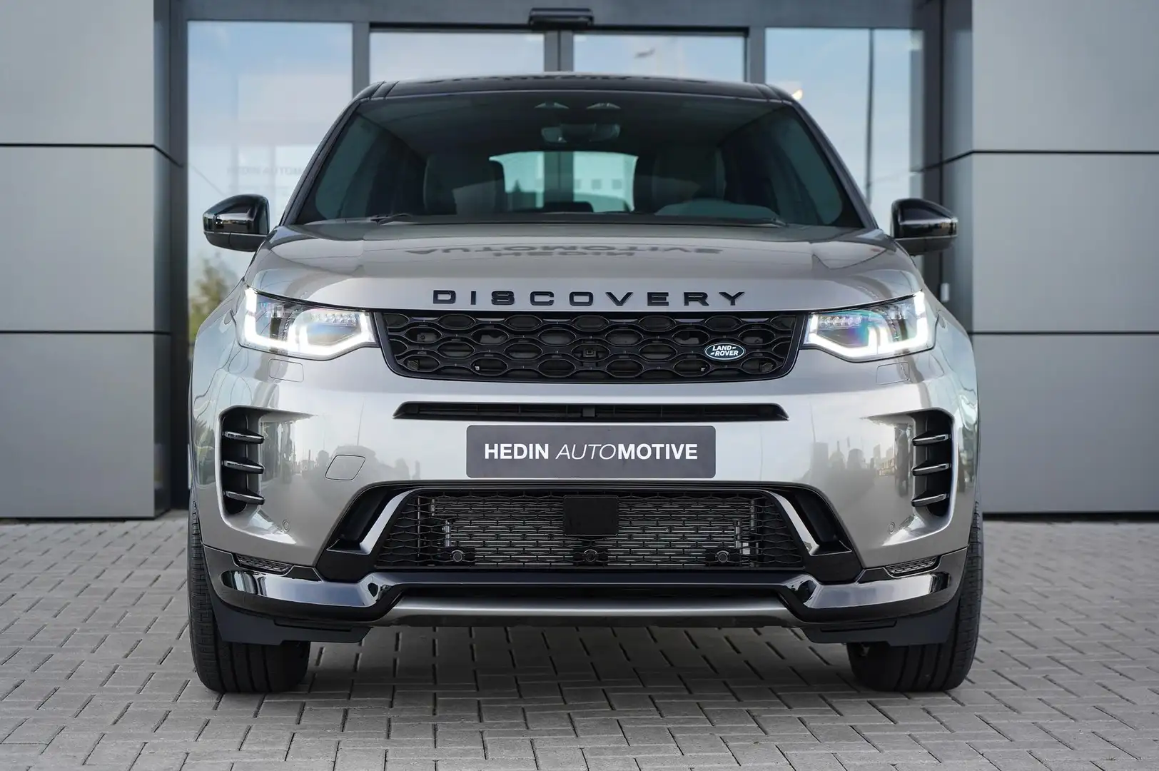 Land Rover Discovery Sport 1.5 P270e PHEV Dynamic SE | Cold Climate Pack | Pa Grijs - 2