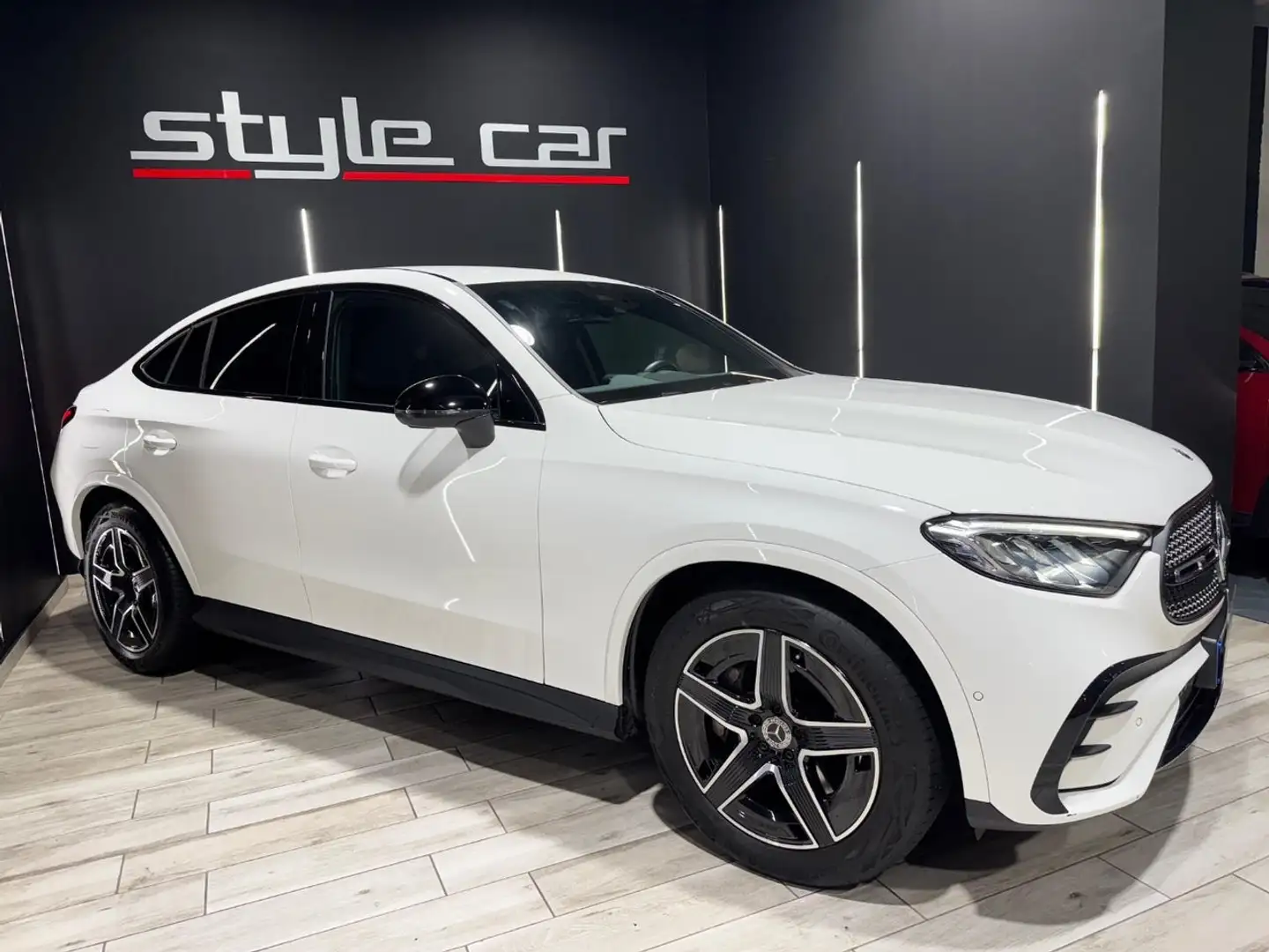 Mercedes-Benz GLC 220 Coupe d 4MATIC Blanco - 1