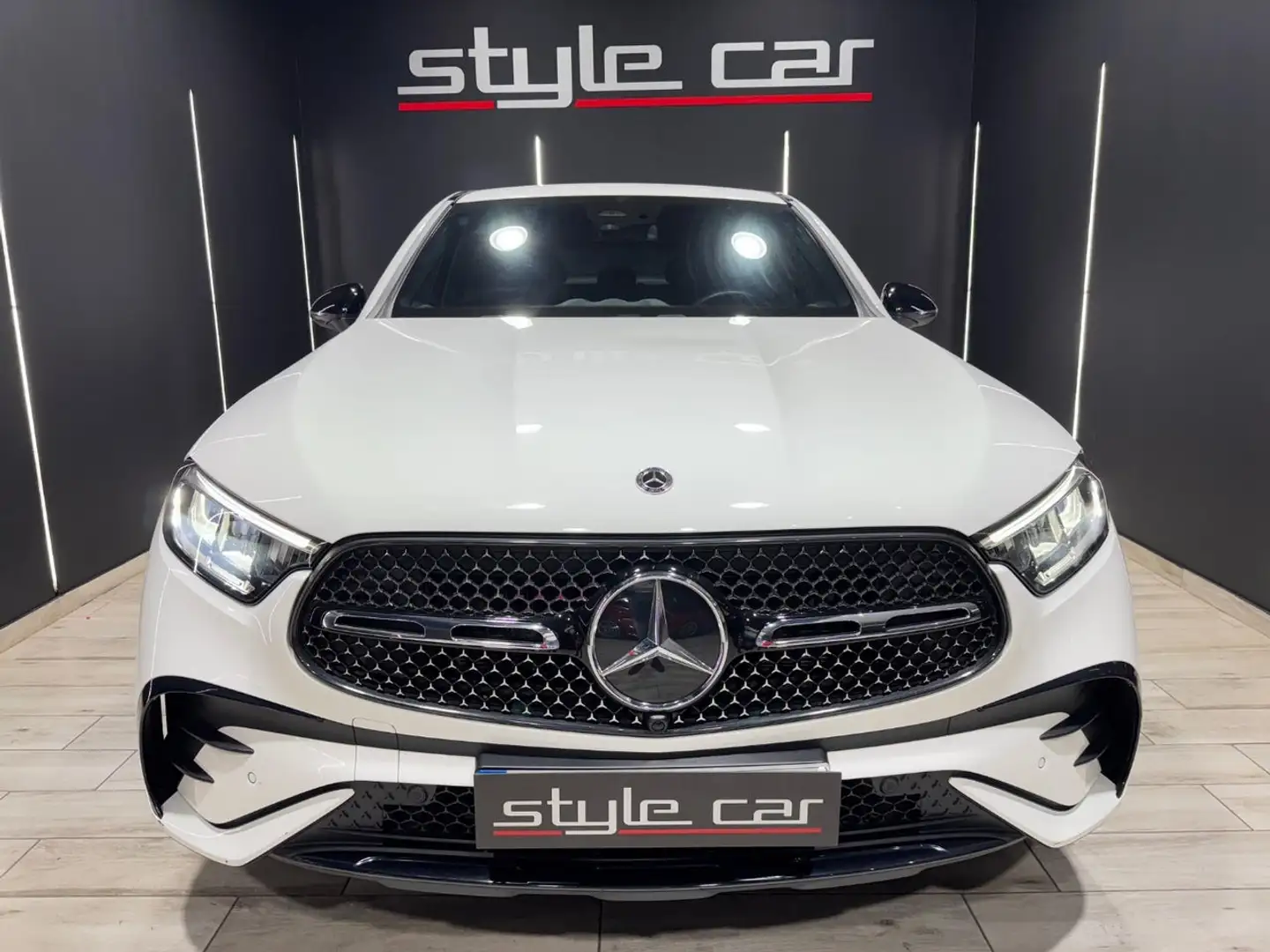 Mercedes-Benz GLC 220 Coupe d 4MATIC Blanco - 2