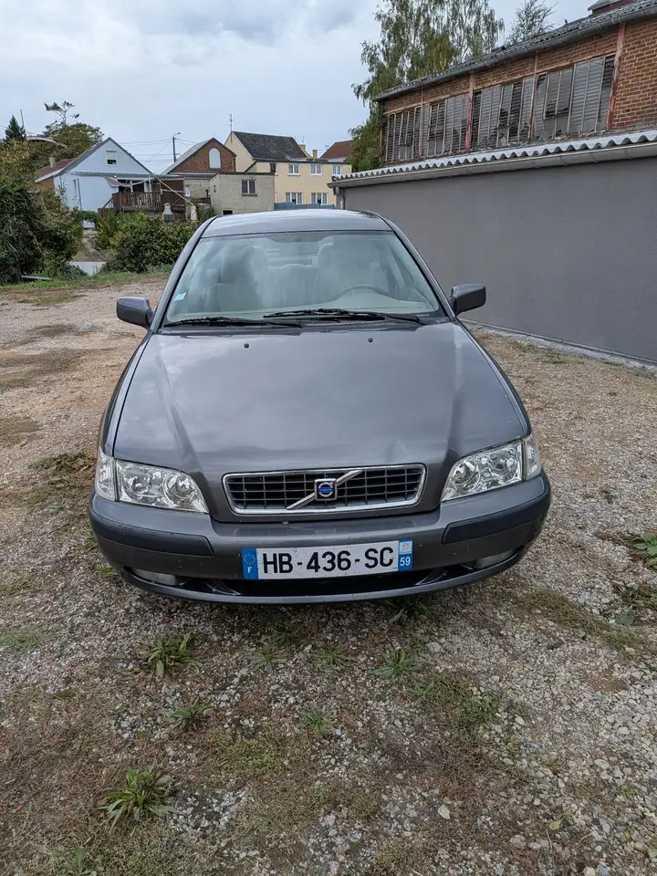 Volvo S40