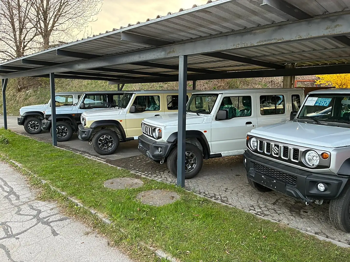 Suzuki Jimny Allgrip GLX Flash Automatik 5-Türen**BESTELLBAR** Grau - 2