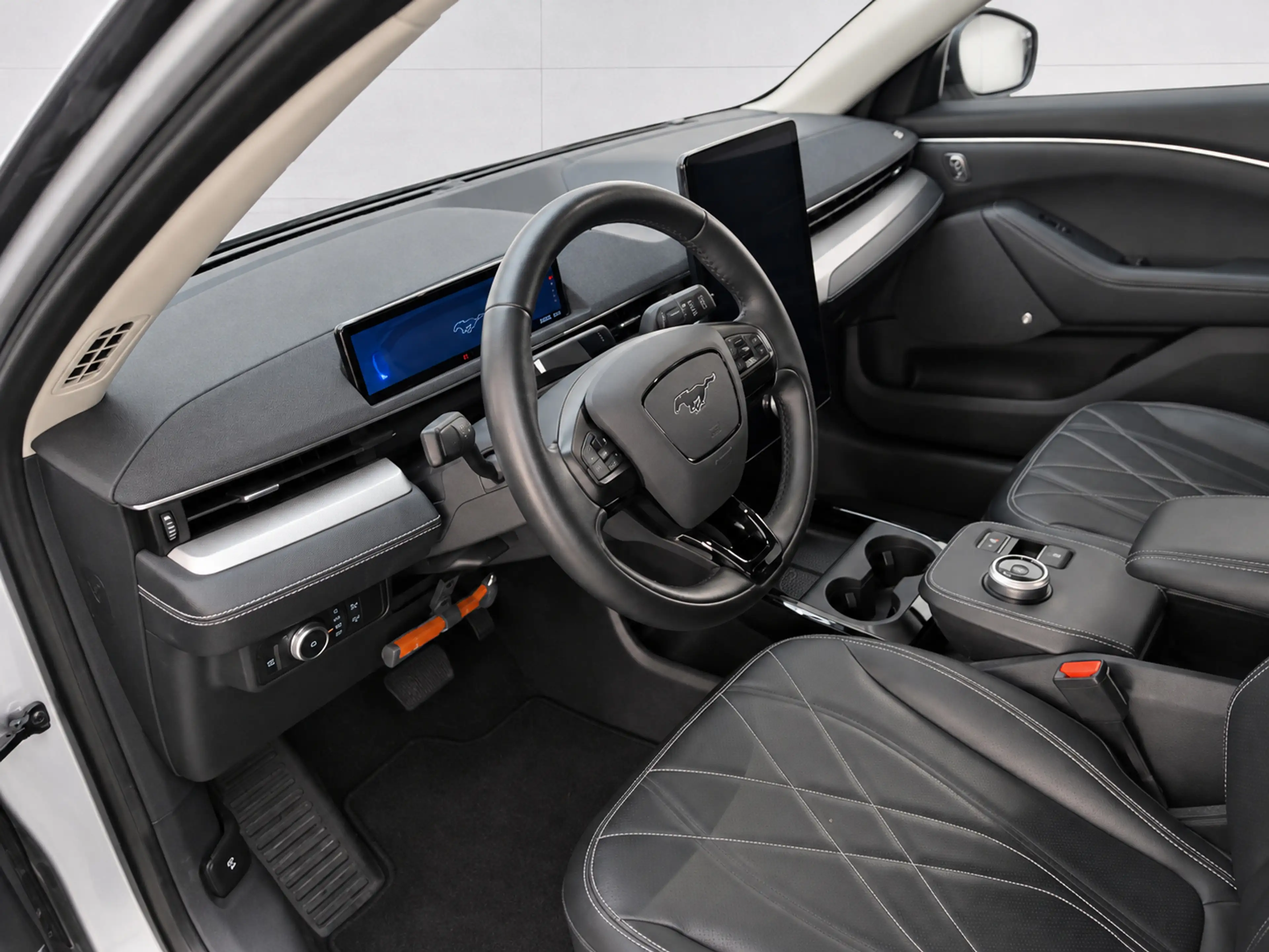 Ford Mustang Mach-E RWD 75 kWh | Apple Carplay/Android | Cruise contro — photo 3