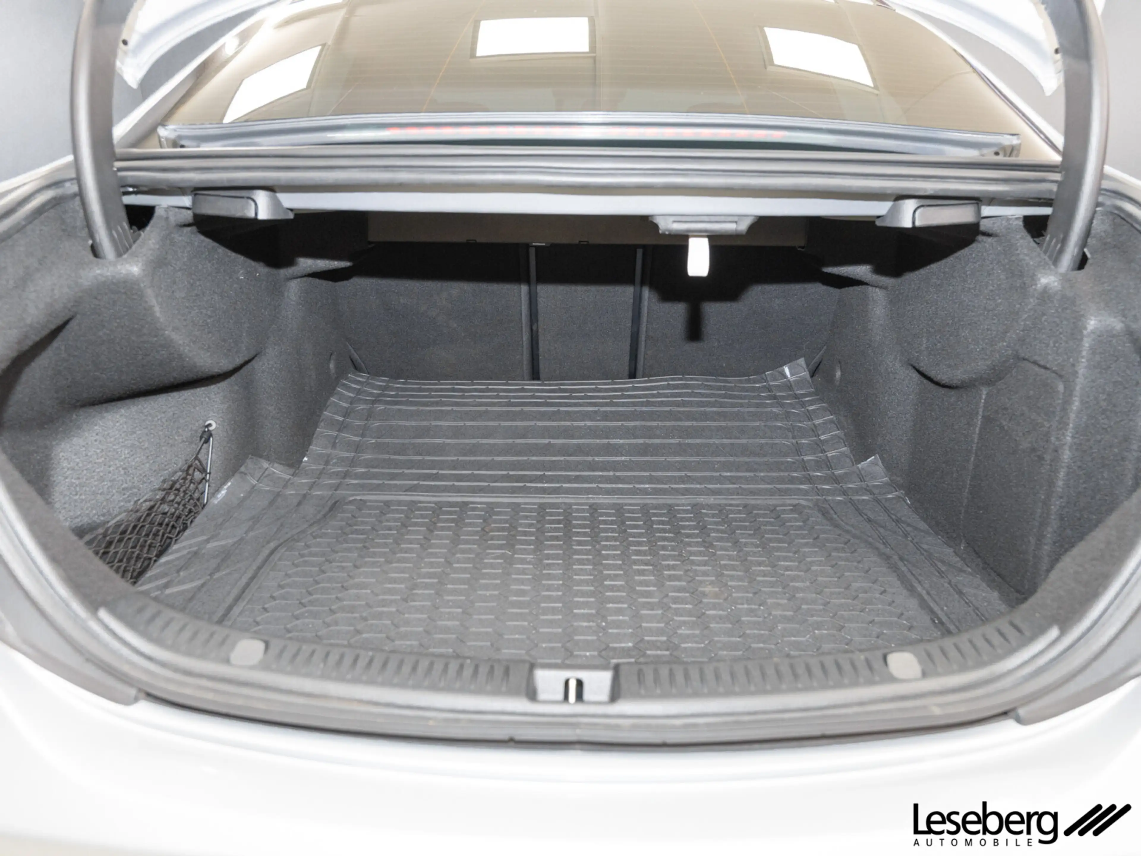 Mercedes-Benz E 200 E 200 LED/Distronic/Kamera/Navi/9G/Ambiente/Shz — photo 9