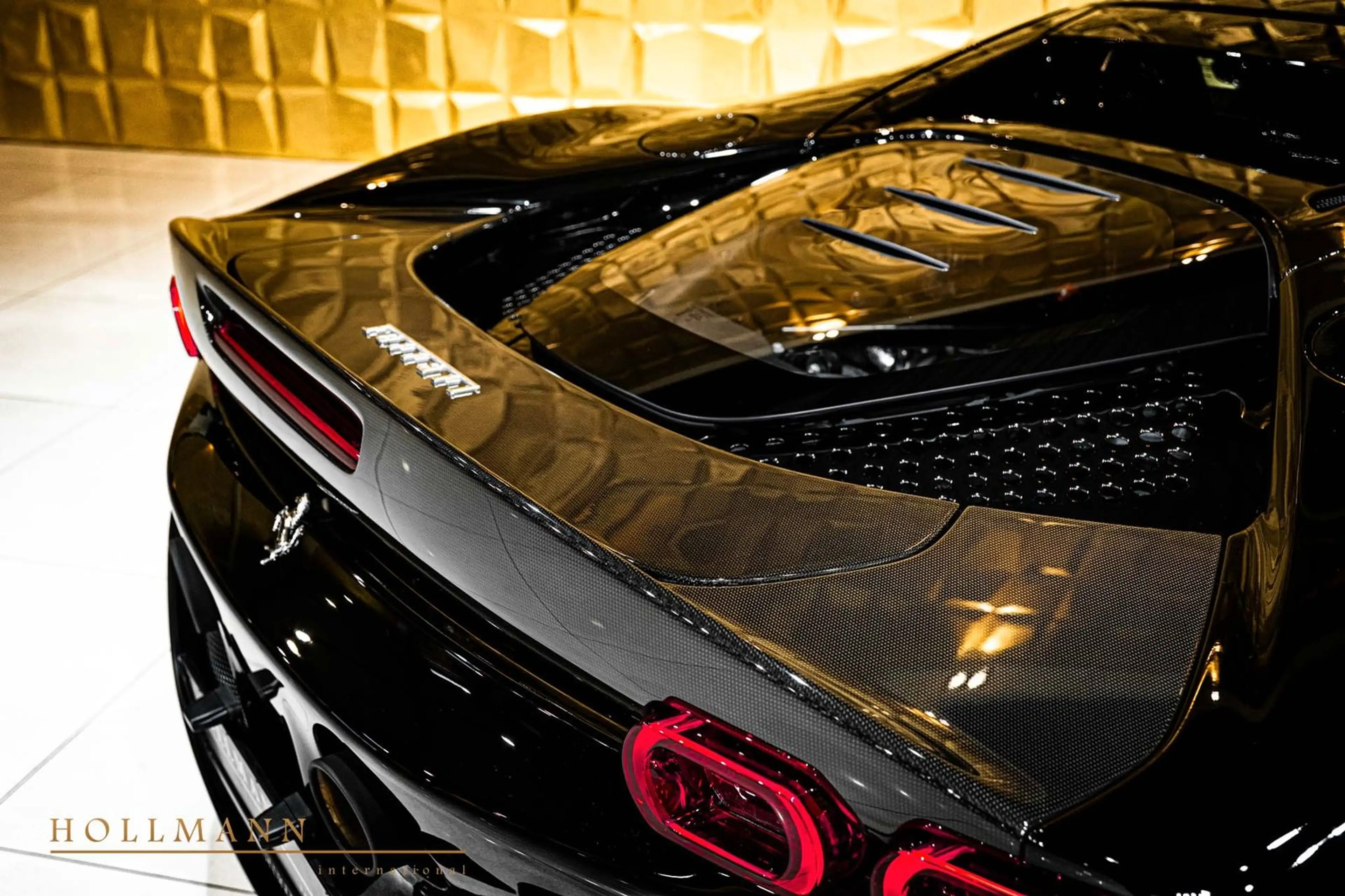 Ferrari SF90 Stradale CARBON RACING SEATS + FIORANO — photo 12