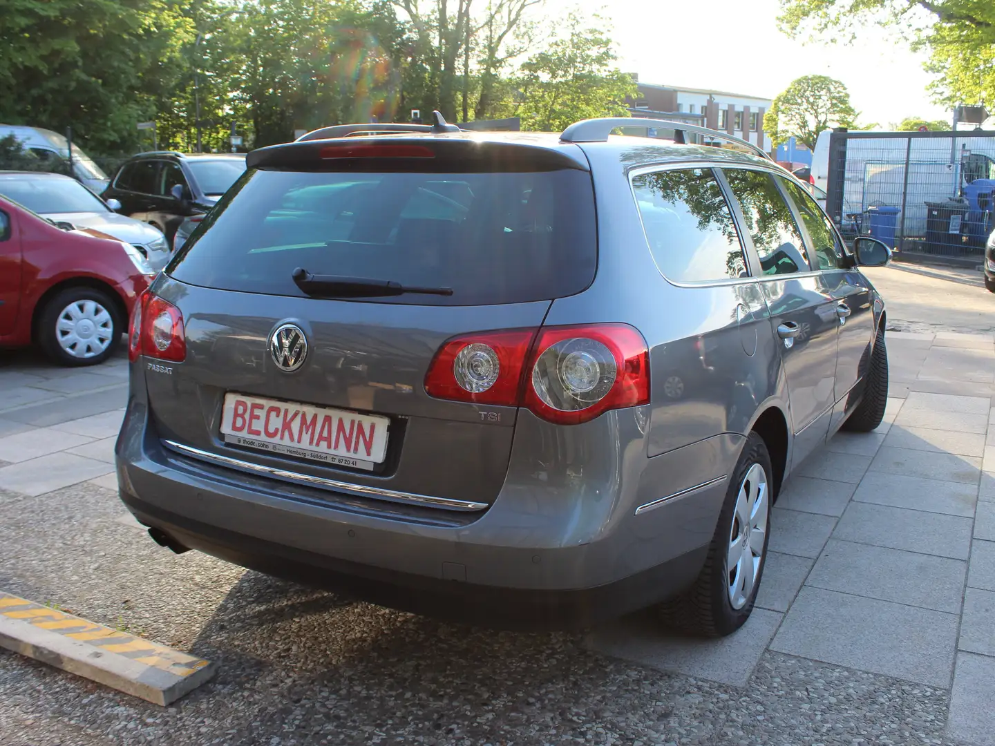 Volkswagen Passat Variant Comfortline Automatik Grau - 2