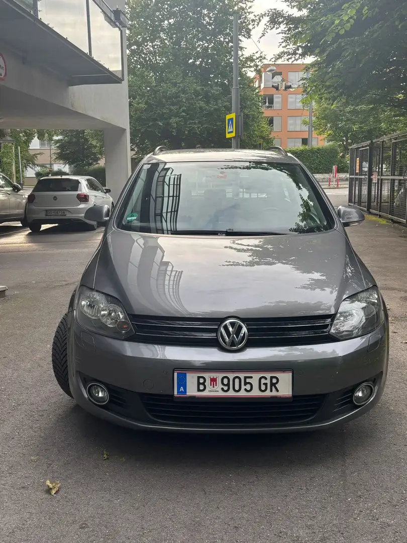 Volkswagen Golf Plus Comfortline 1,6 TDI DPF - 1
