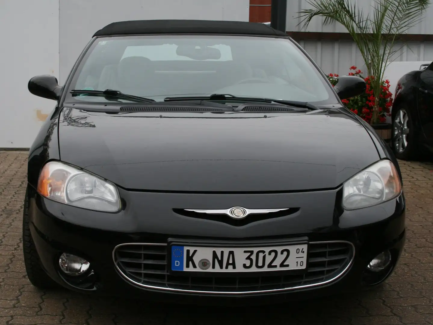 Chrysler Sebring Negro - 1