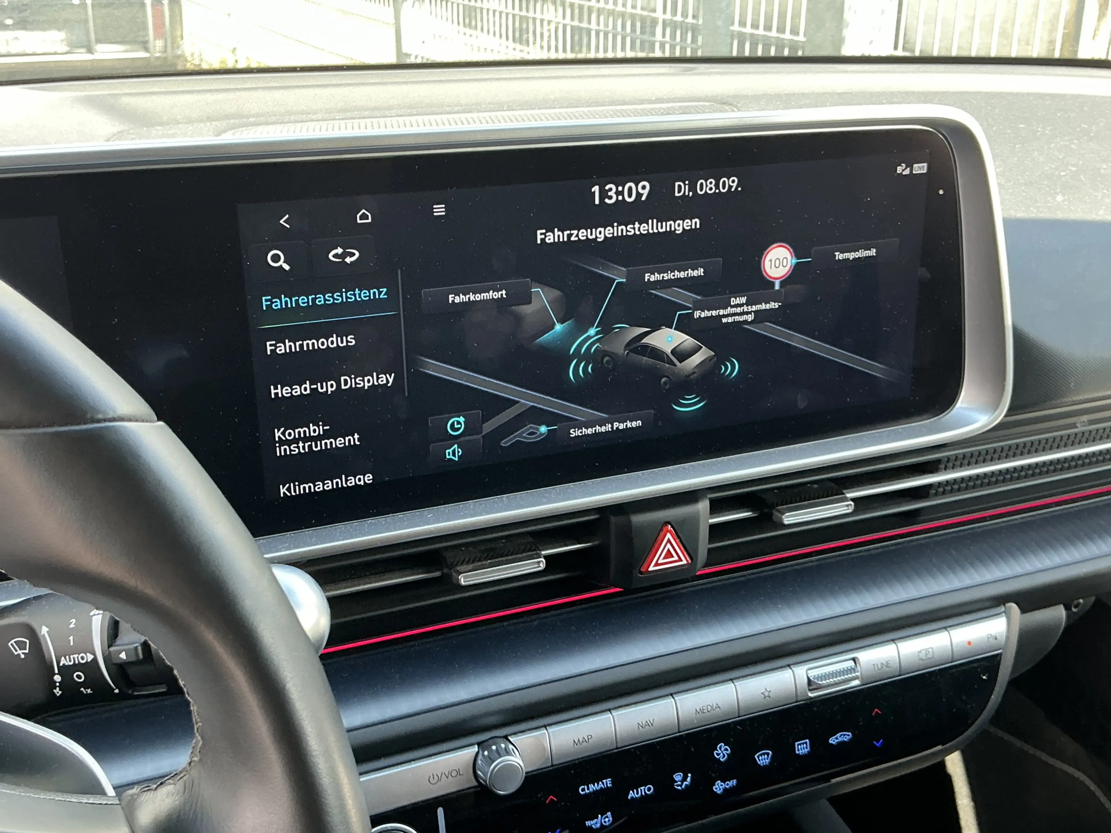 Hyundai IONIQ 6 360Cam Navi HUD ACC LED 77,40KWH Wärmepumpe — photo 10