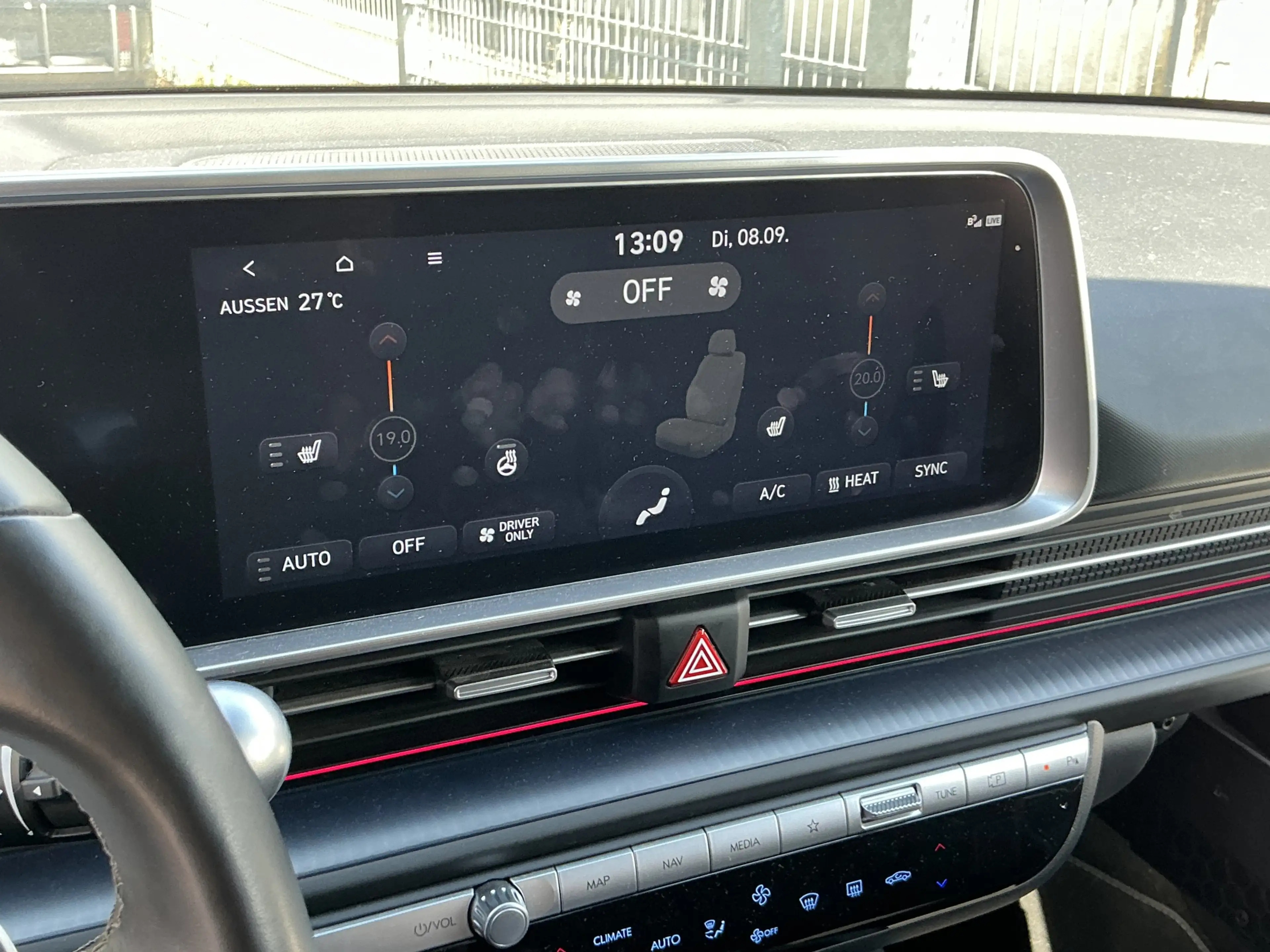 Hyundai IONIQ 6 360Cam Navi HUD ACC LED 77,40KWH Wärmepumpe — photo 12