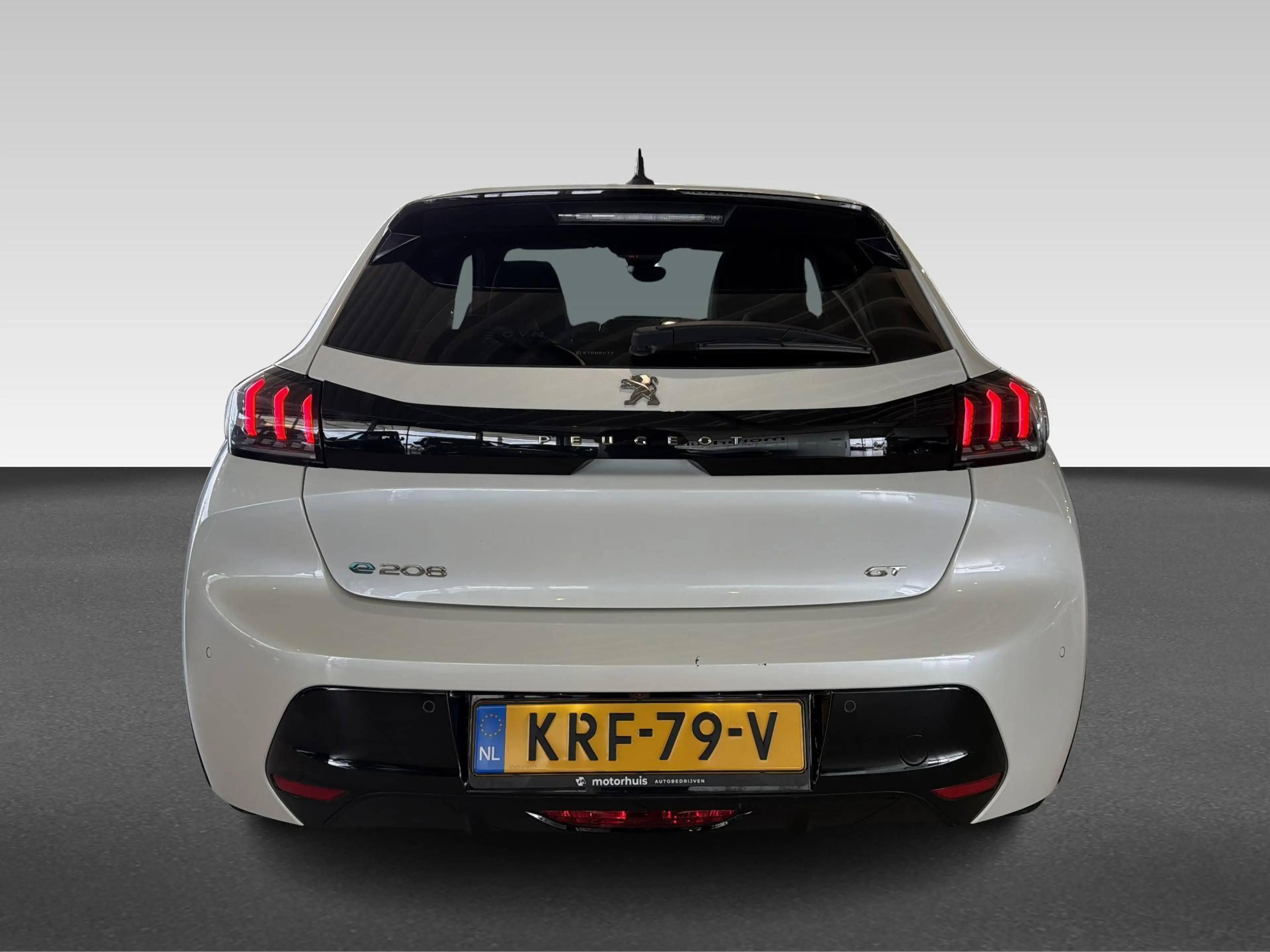 Peugeot e-208 EV GT 350 50 kWh | Achteruitrijcamera | Airco (aut — photo 10