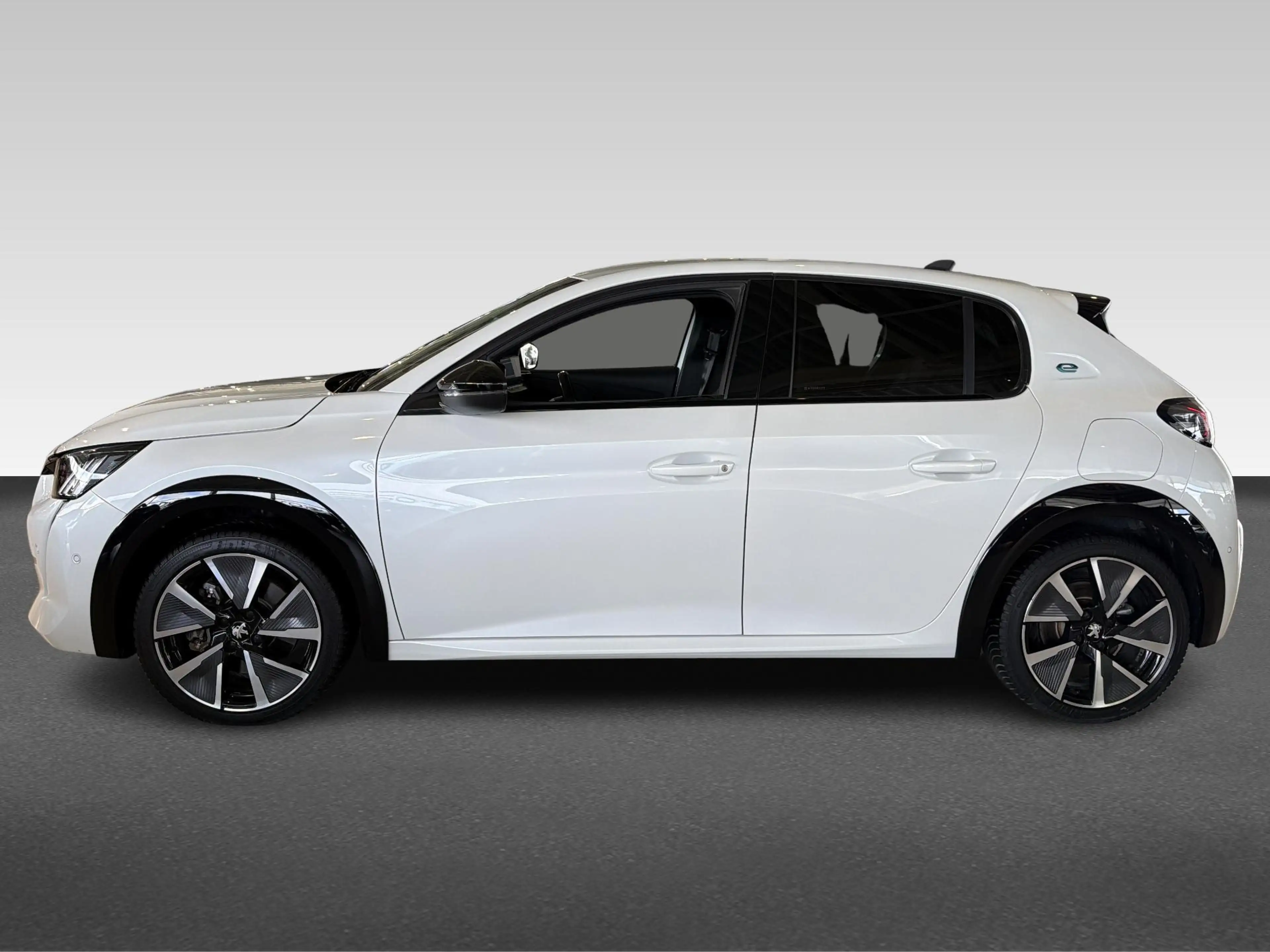 Peugeot e-208 EV GT 350 50 kWh | Achteruitrijcamera | Airco (aut — photo 2