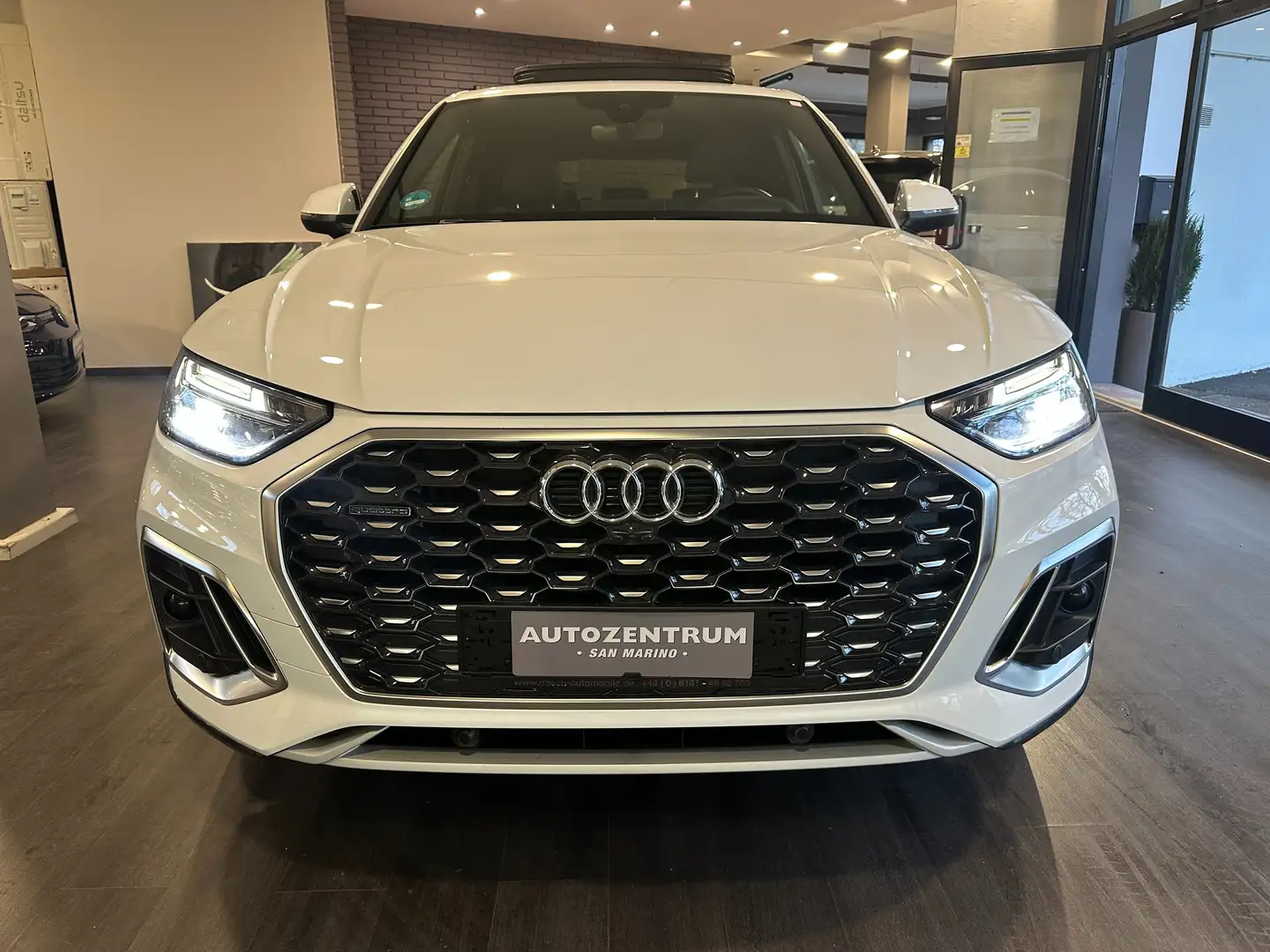 Audi Q5 Sportback 40 2.0 tdi S-line quattro s-tronic pano Bianco - 2