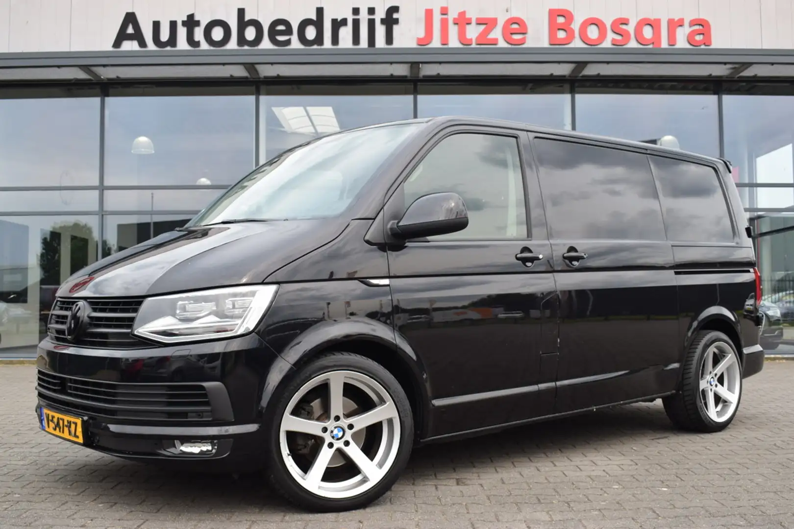 Volkswagen T6 Transporter 2.0 TDi 150pk Automaat L1H1 Highline Zwart Leder | Negro - 1