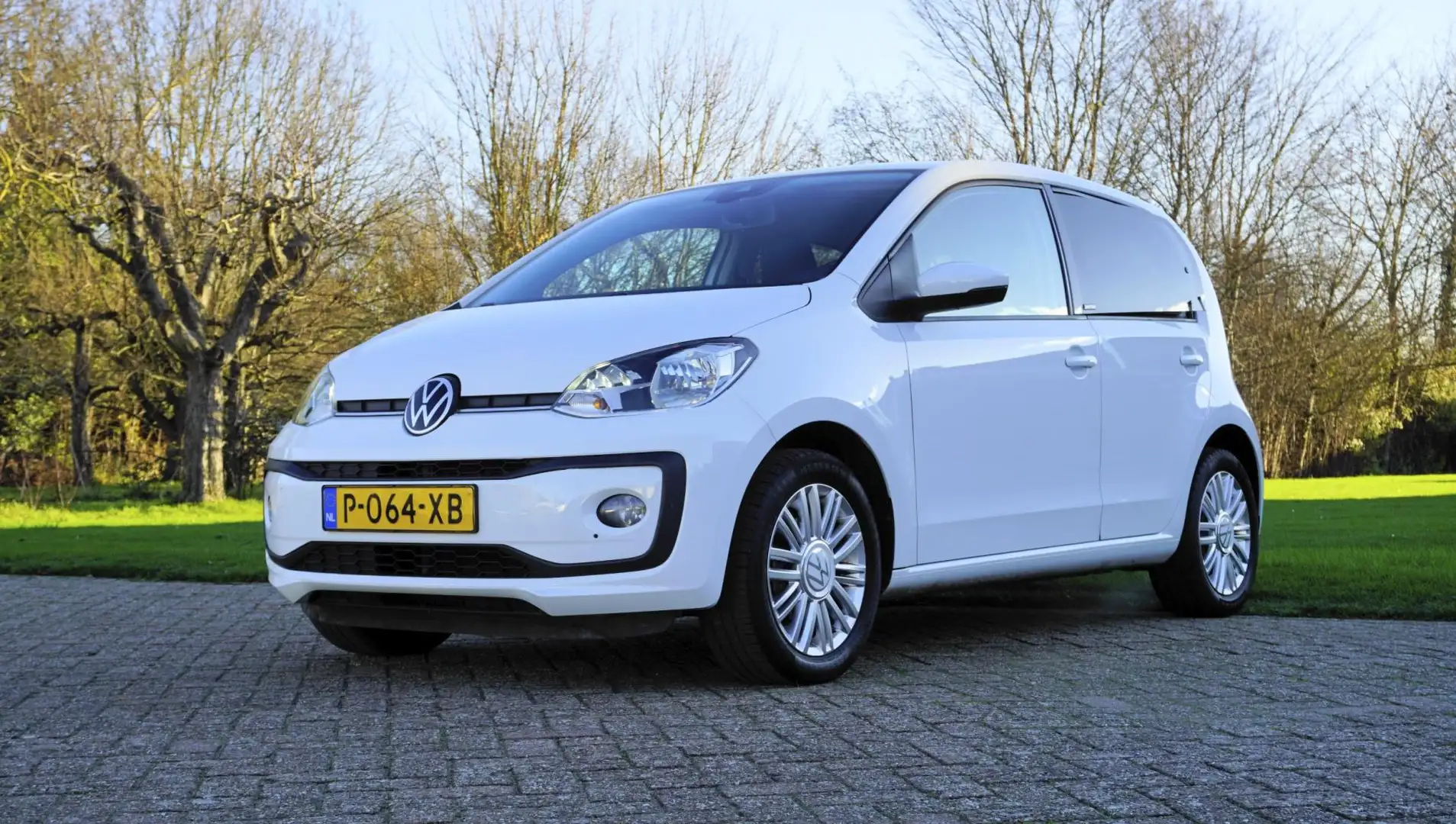 Volkswagen up! 1.0 R-Line Camera cruise control lm velgen Blanc - 1
