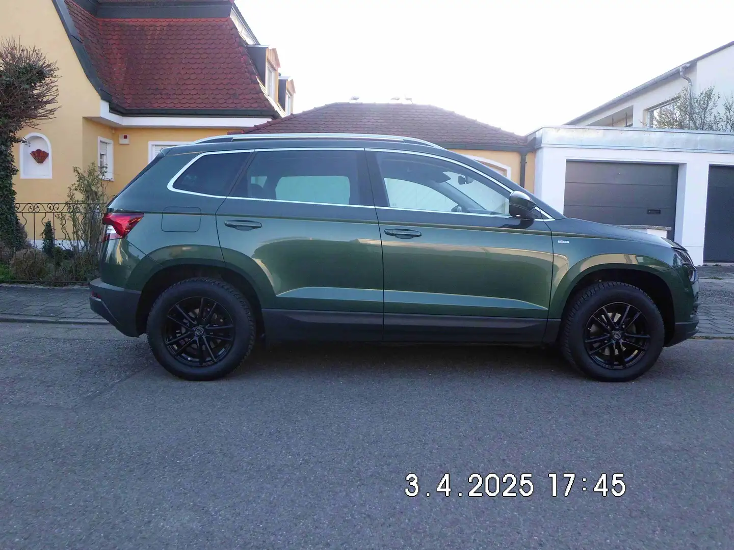 Skoda Karoq Karoq 1.6 TDI SCR DSG Ambition Grün - 2