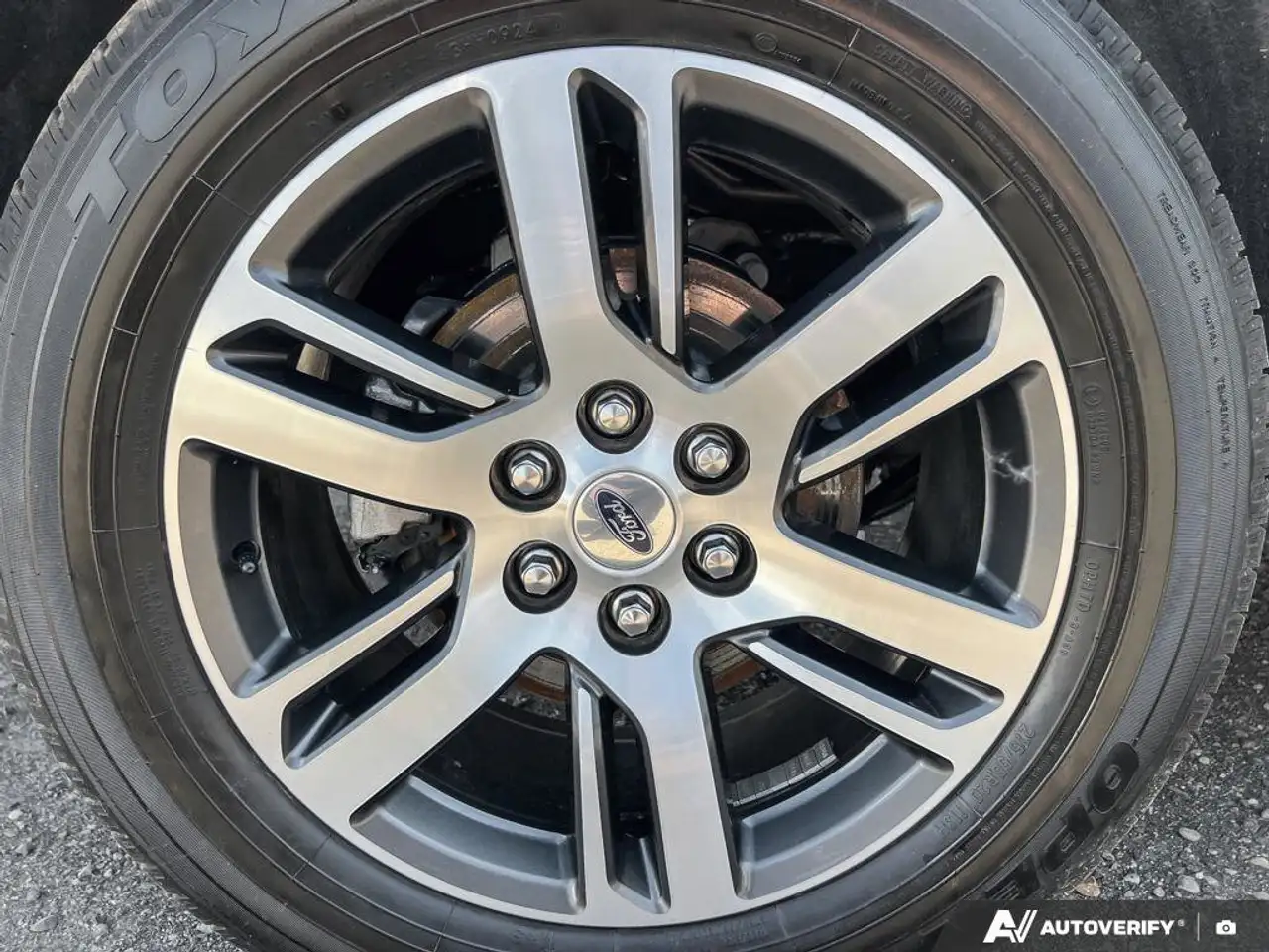 Ford Expedition снимка Ford Expedition