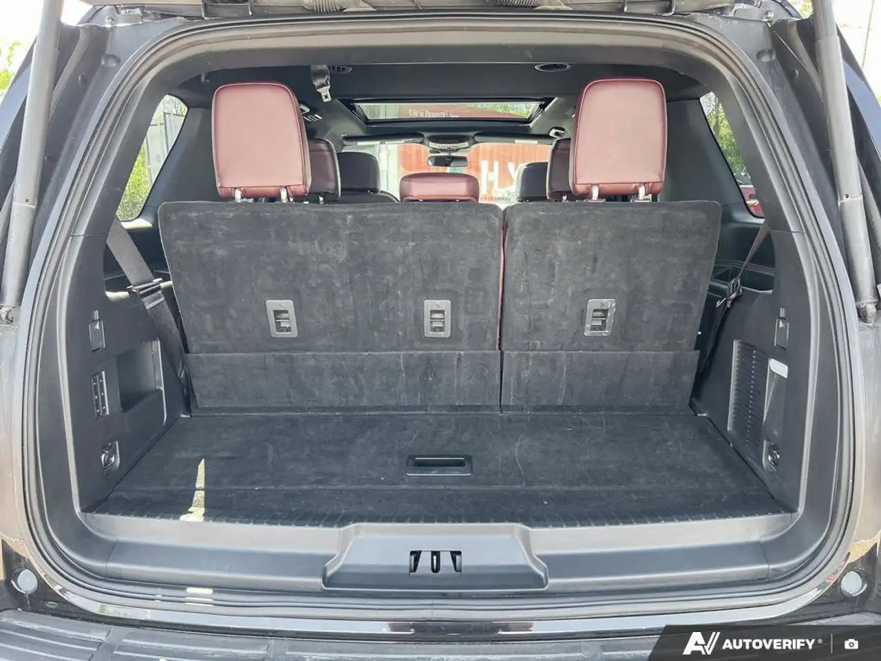 Ford Expedition снимка Ford Expedition