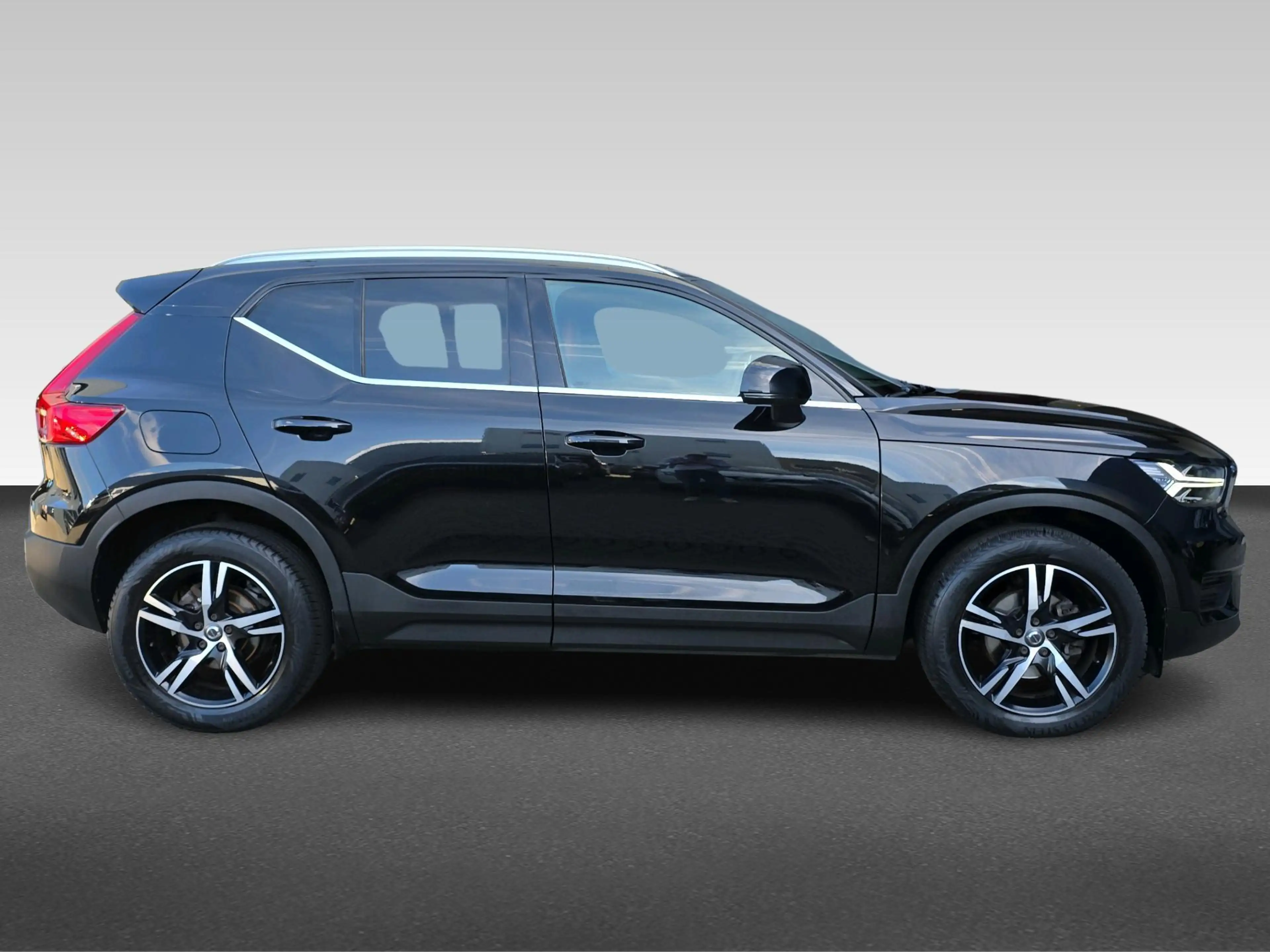 Volvo XC40 1.5 T3 Inscription | Automaat | Rood Leer | 360 Ca — photo 9