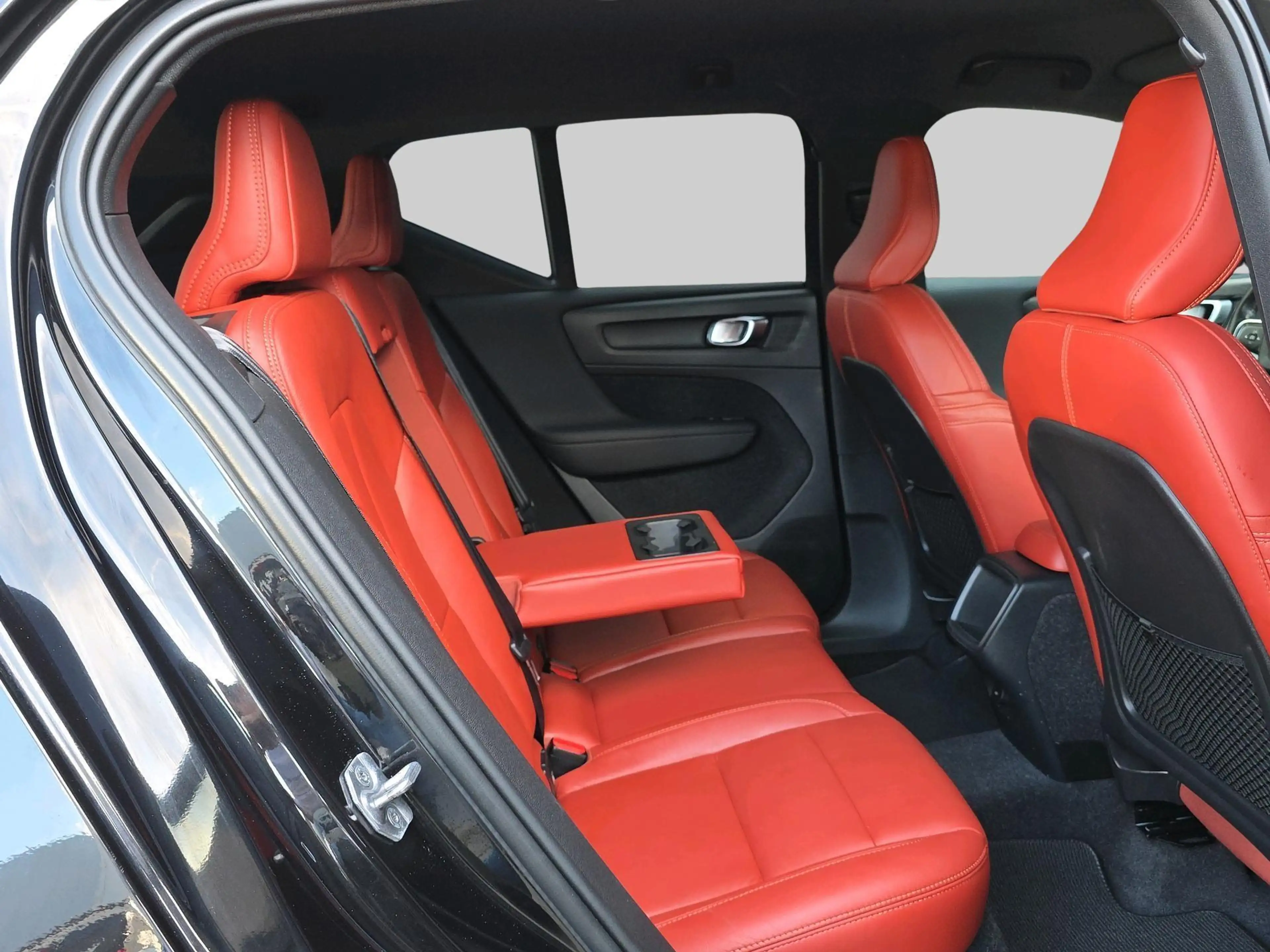 Volvo XC40 1.5 T3 Inscription | Automaat | Rood Leer | 360 Ca — photo 14