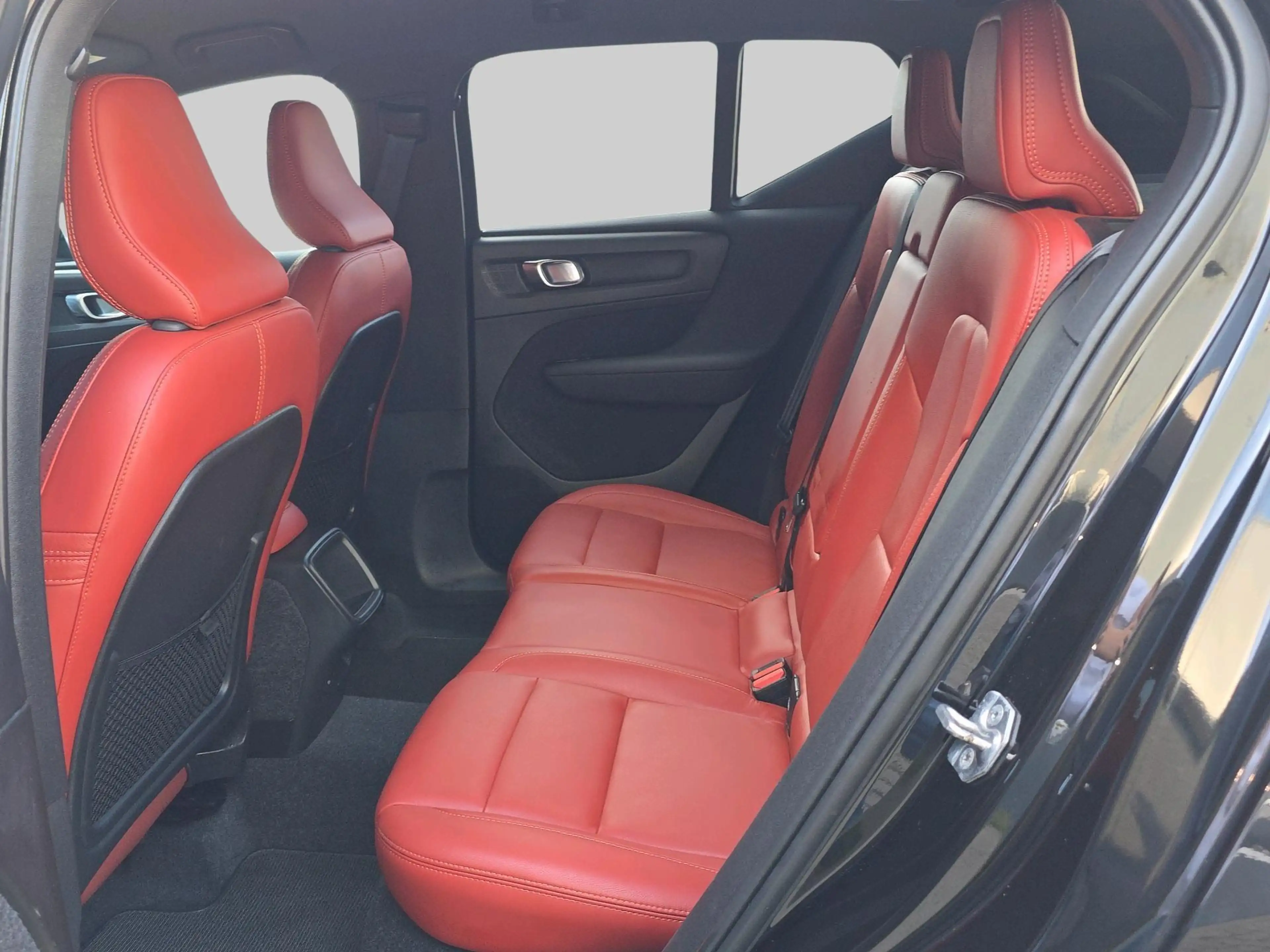 Volvo XC40 1.5 T3 Inscription | Automaat | Rood Leer | 360 Ca — photo 6