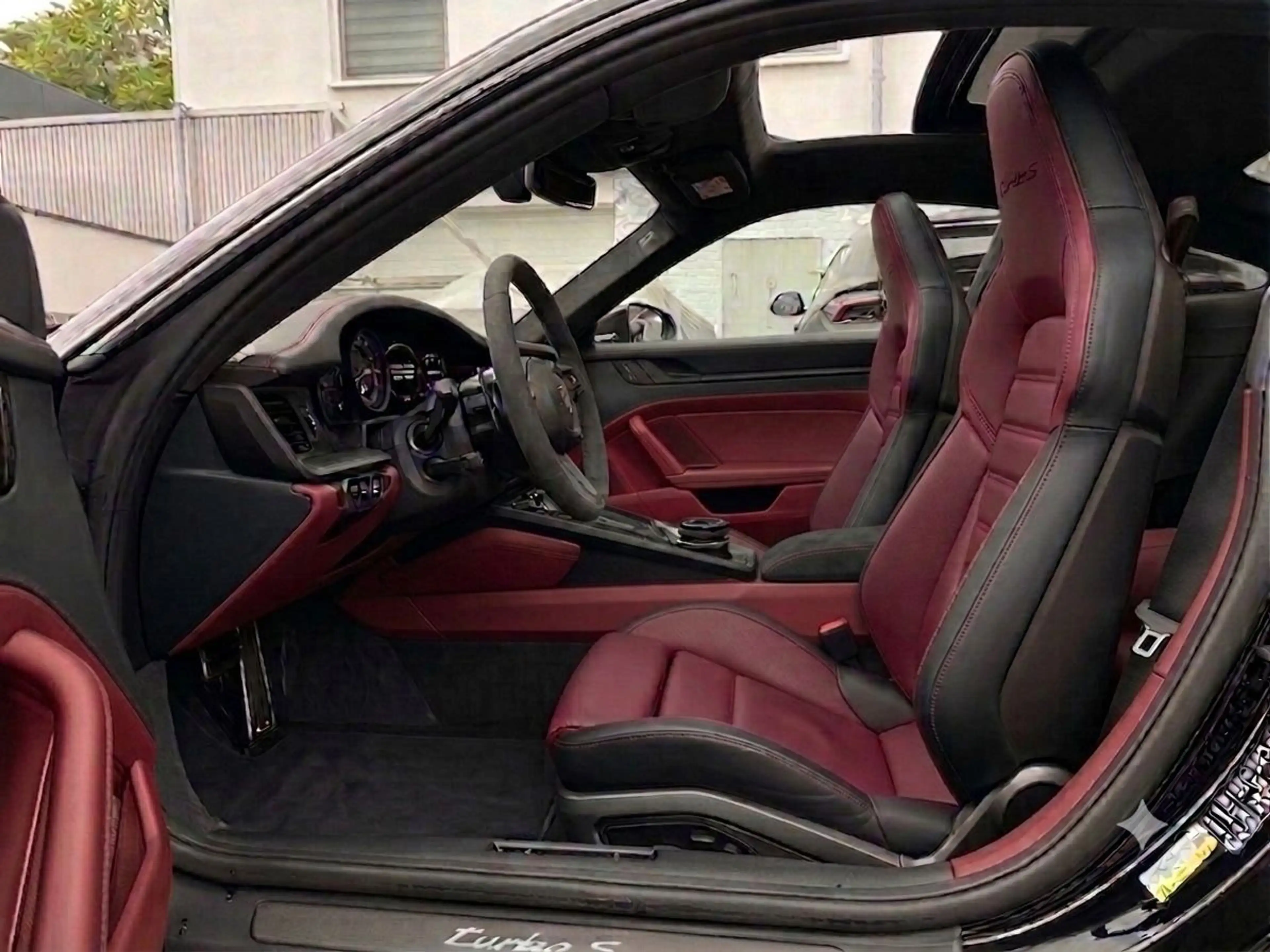 Porsche 992 Turbo S*CarbonSpDesign*Nachtsicht*Lift*Burm — photo 2