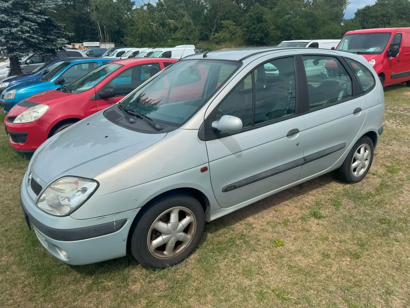 Renault Scenic 1.6 16V Automatik Argent - 1