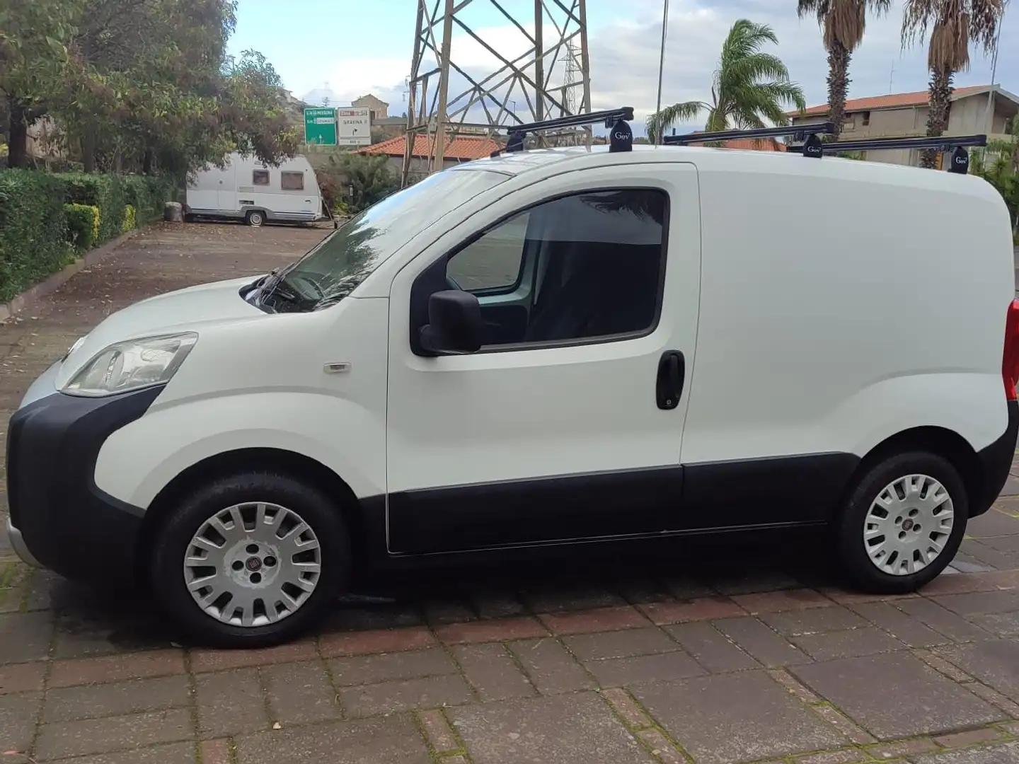 Fiat Fiorino 1.3 MULTIJET ADVENTURE 95CV Blanc - 1