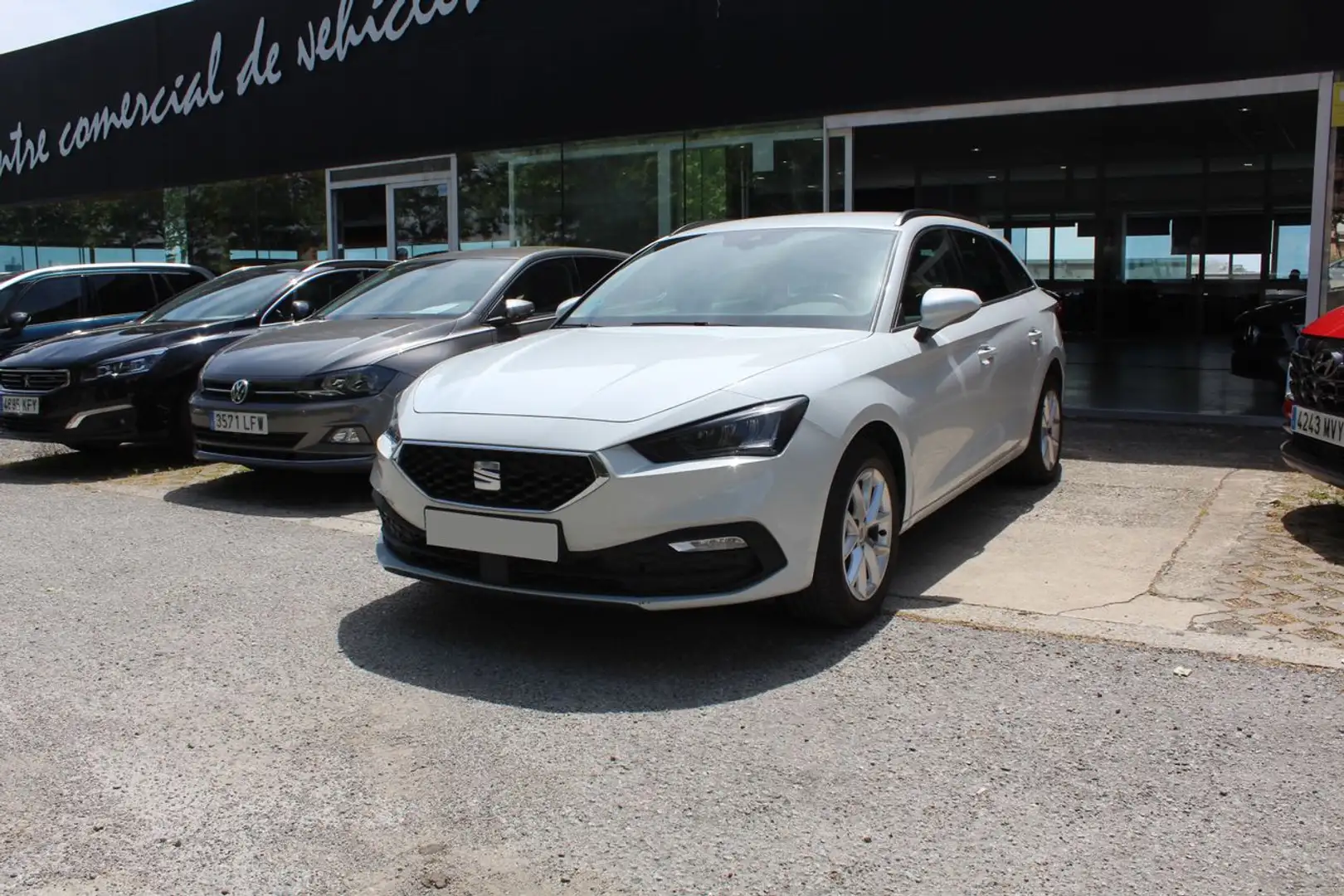 SEAT Leon SP 2.0 TDI 85kW Reference Go Blanco - 1