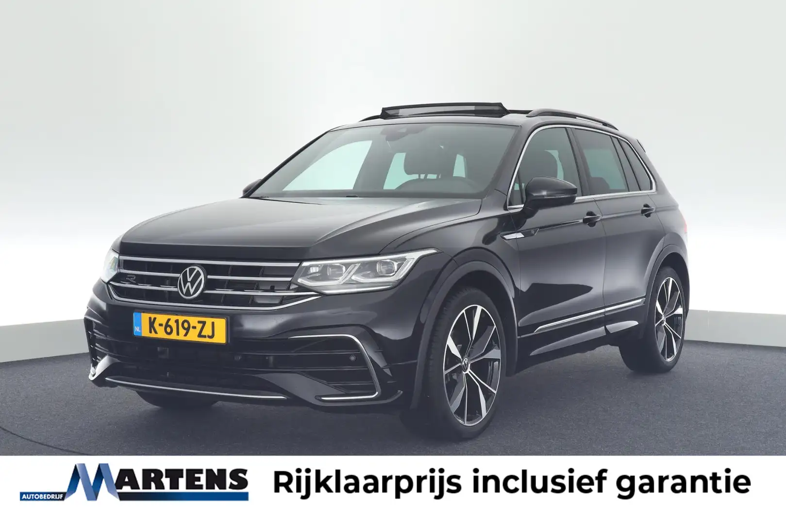 Volkswagen Tiguan 1.5 TSI 150pk DSG R-Line Panoramadak Stoelverwarmi Zwart - 1