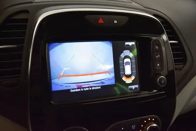 Renault Captur view 9
