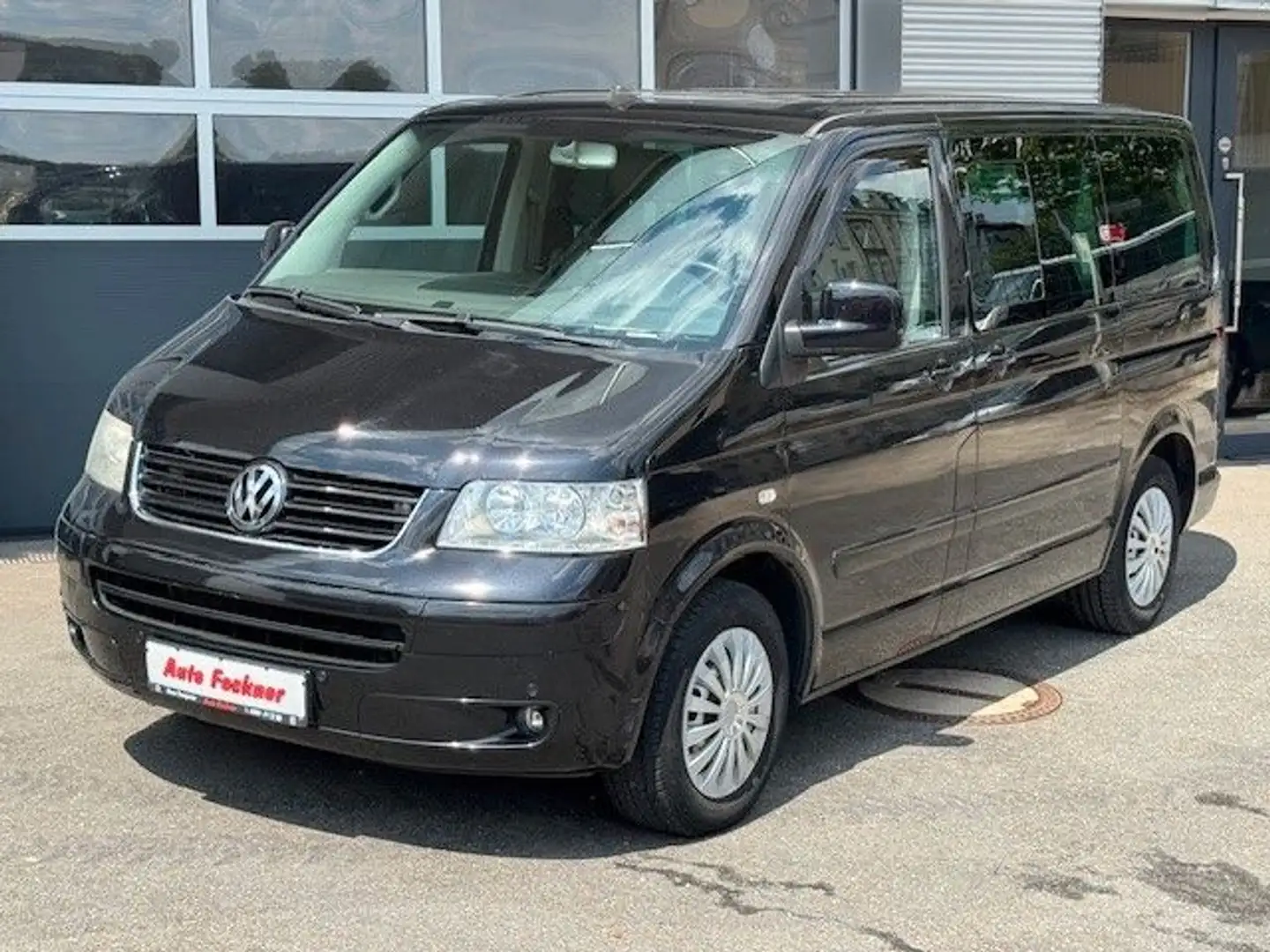 Volkswagen T5 Multivan T5 2.5 TDI Multivan Highline Schalter 128 KW Schwarz - 1