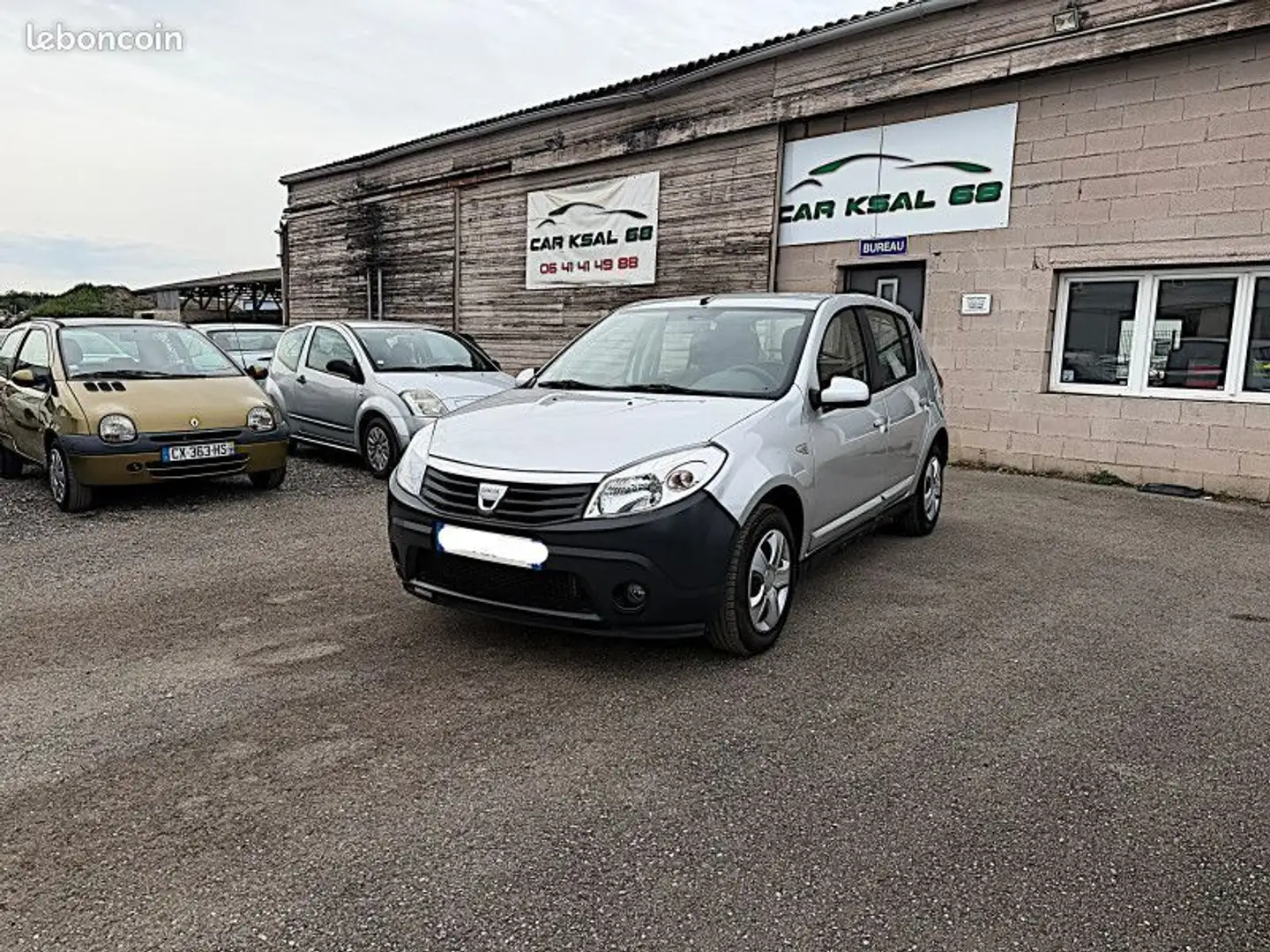 Dacia Sandero 1.4 MPI 75CH Gris - 1
