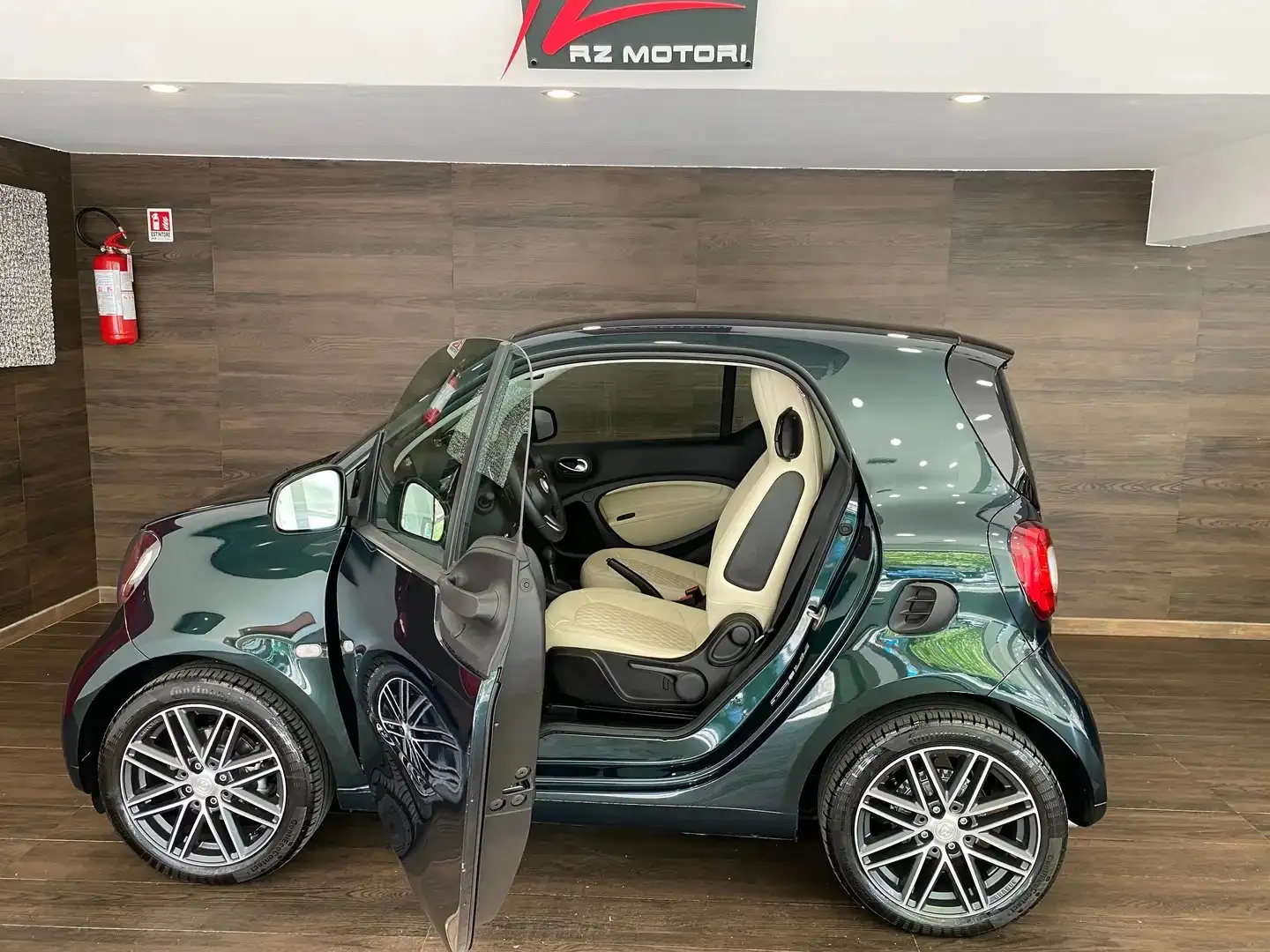 smart forTwo 0.9 t British Green 90cv twinamic-ITALIANA-1 PRO Verde - 1