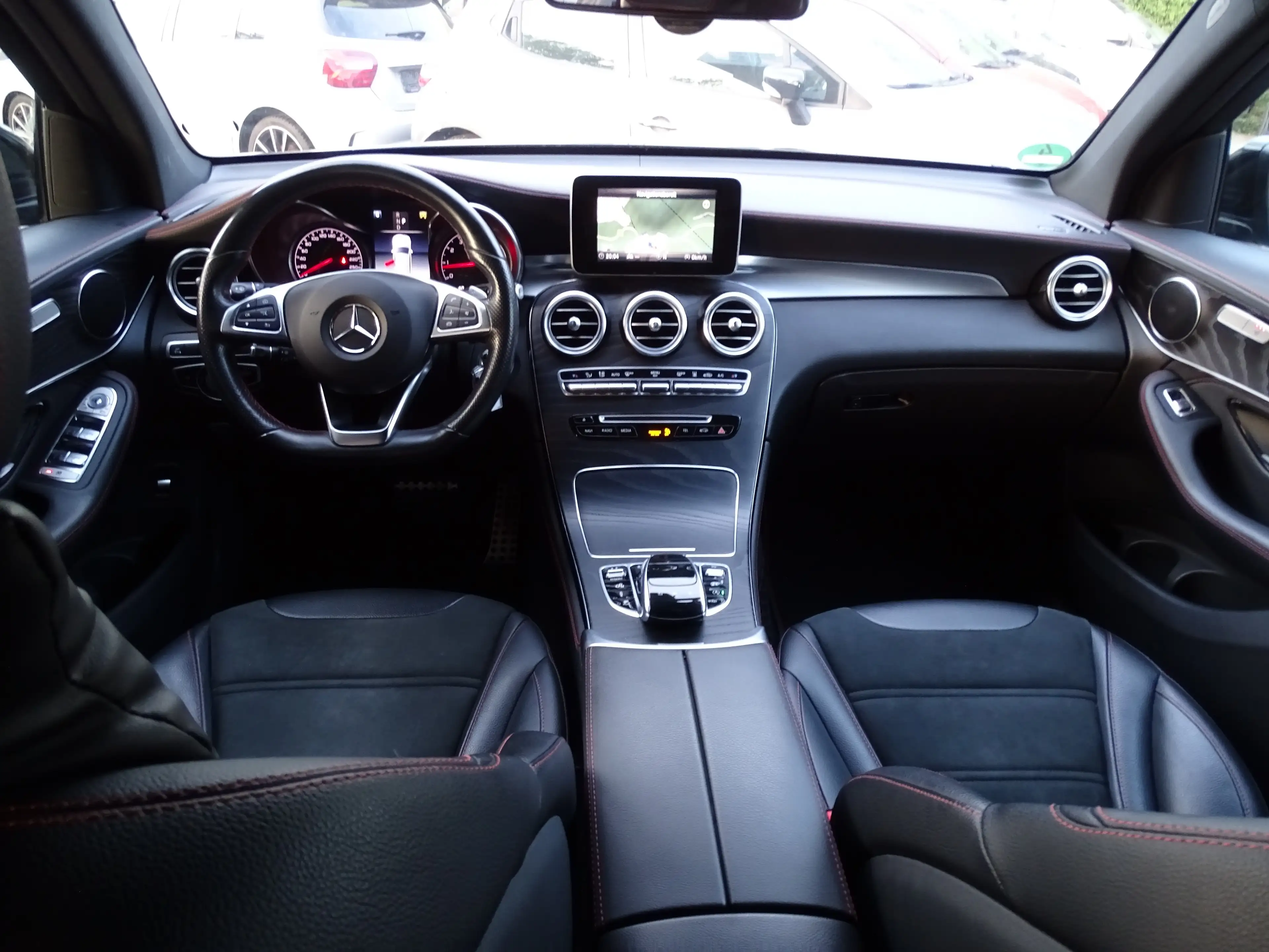 Mercedes-Benz GLC 43 AMG 4Matic 9G-TRONIC"SPORTABGAS"KAMERA"NAVI"LEDER"EU6d — photo 12