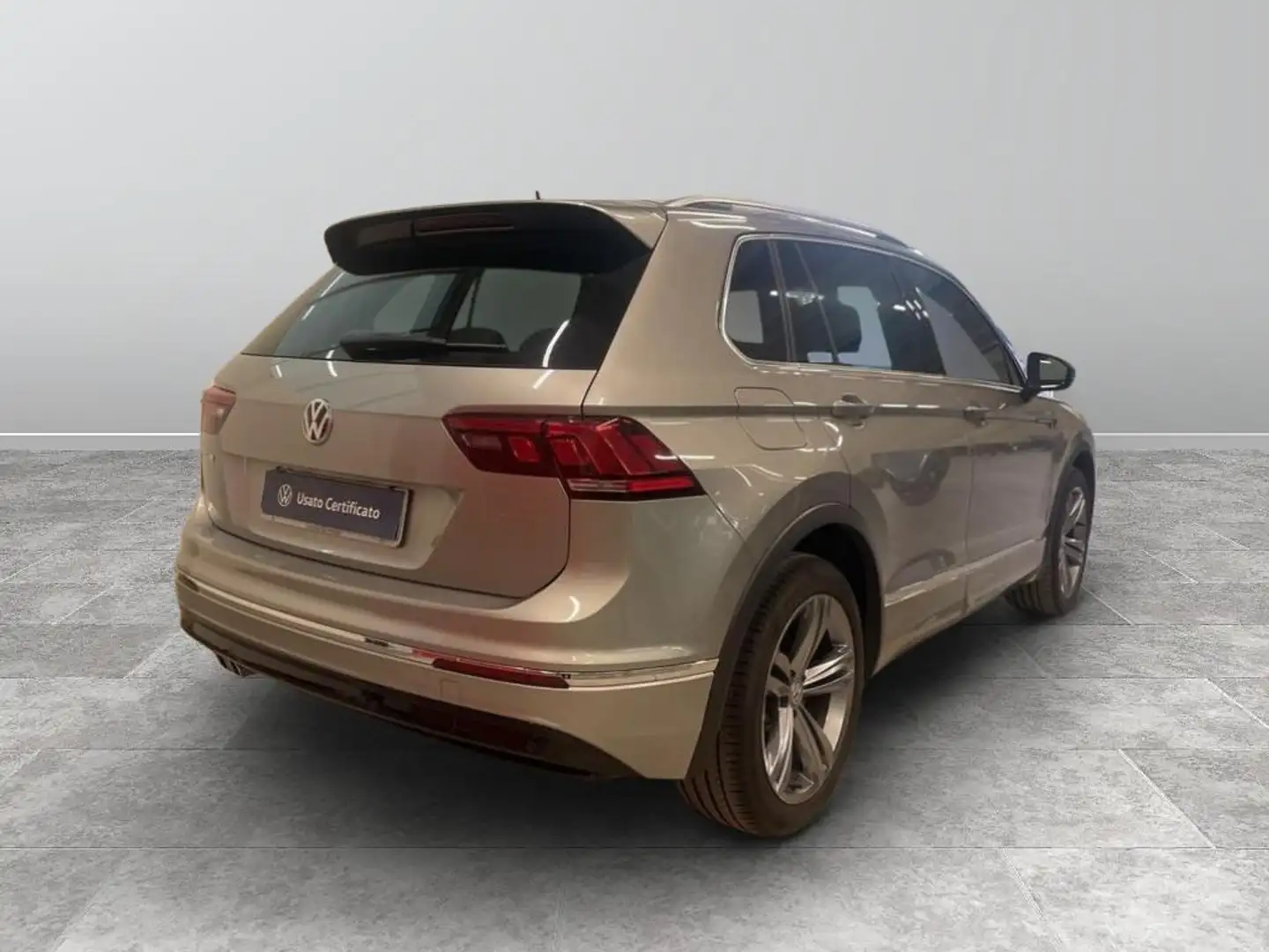 Volkswagen Tiguan 1.5 tsi Sport 150cv dsg Grijs - 2