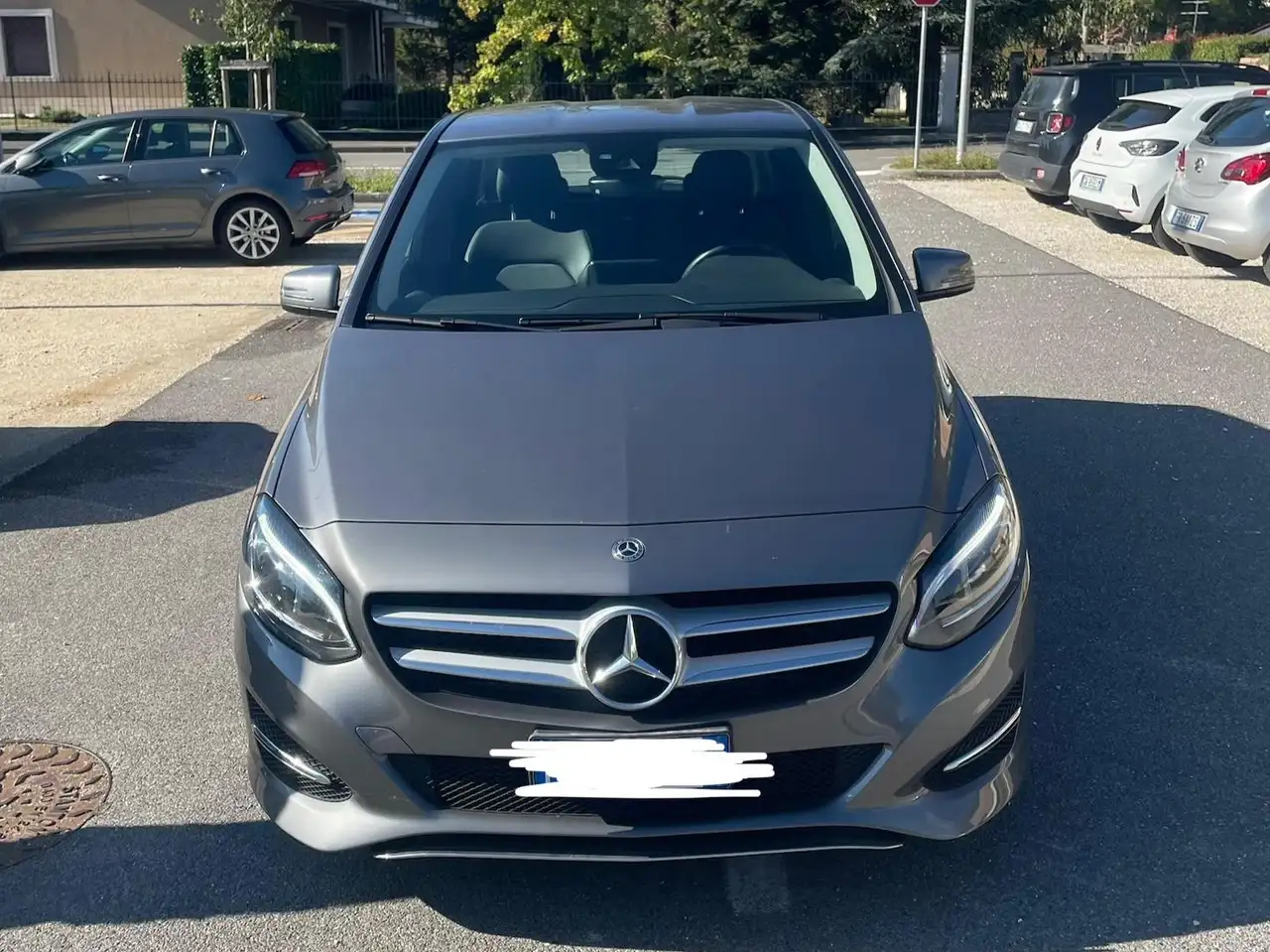 Mercedes-Benz B 200