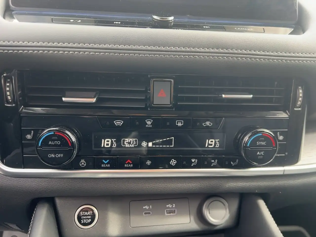 Nissan X-Trail 1.5 VC-T MHEV Tekna Apple CarPlay SHZ PDC, миниатюра 14