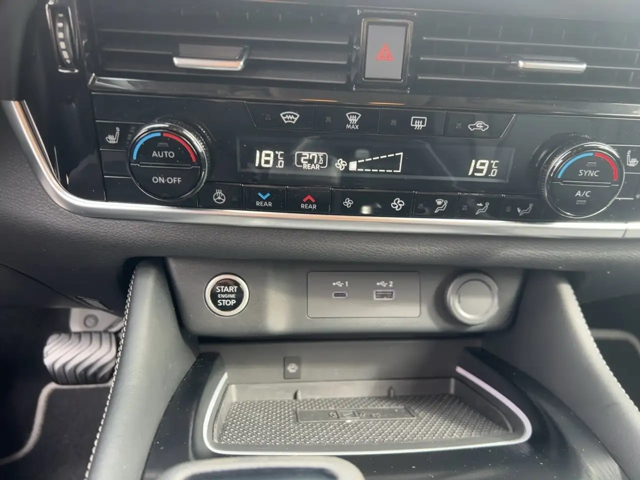 Nissan X-Trail 1.5 VC-T MHEV Tekna Apple CarPlay SHZ PDC, миниатюра 15