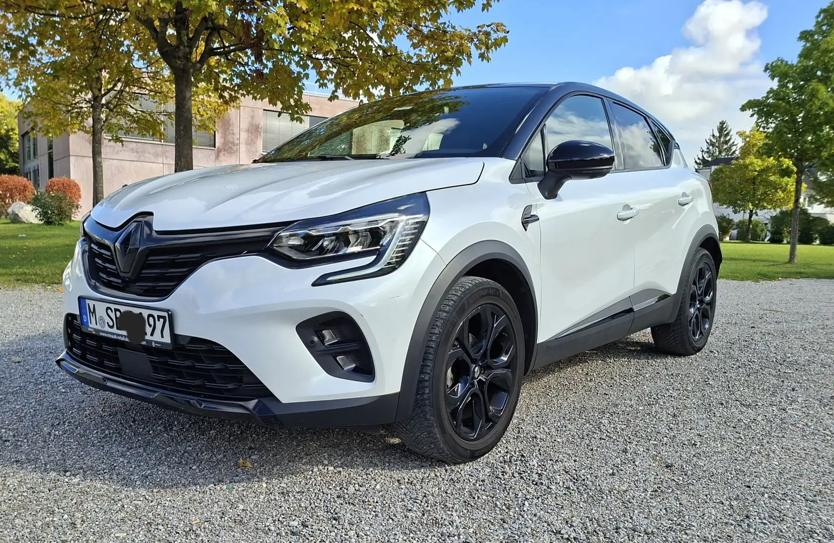 Renault Captur 1.3 TCe 160 Sonderedition " Rive Gauche" Weiß - 1