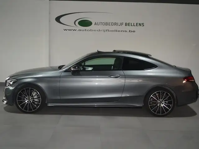 Mercedes-Benz C 200 2.0L COUPE AMG LINE / PANO / LEDER / NAVI + CAMERA