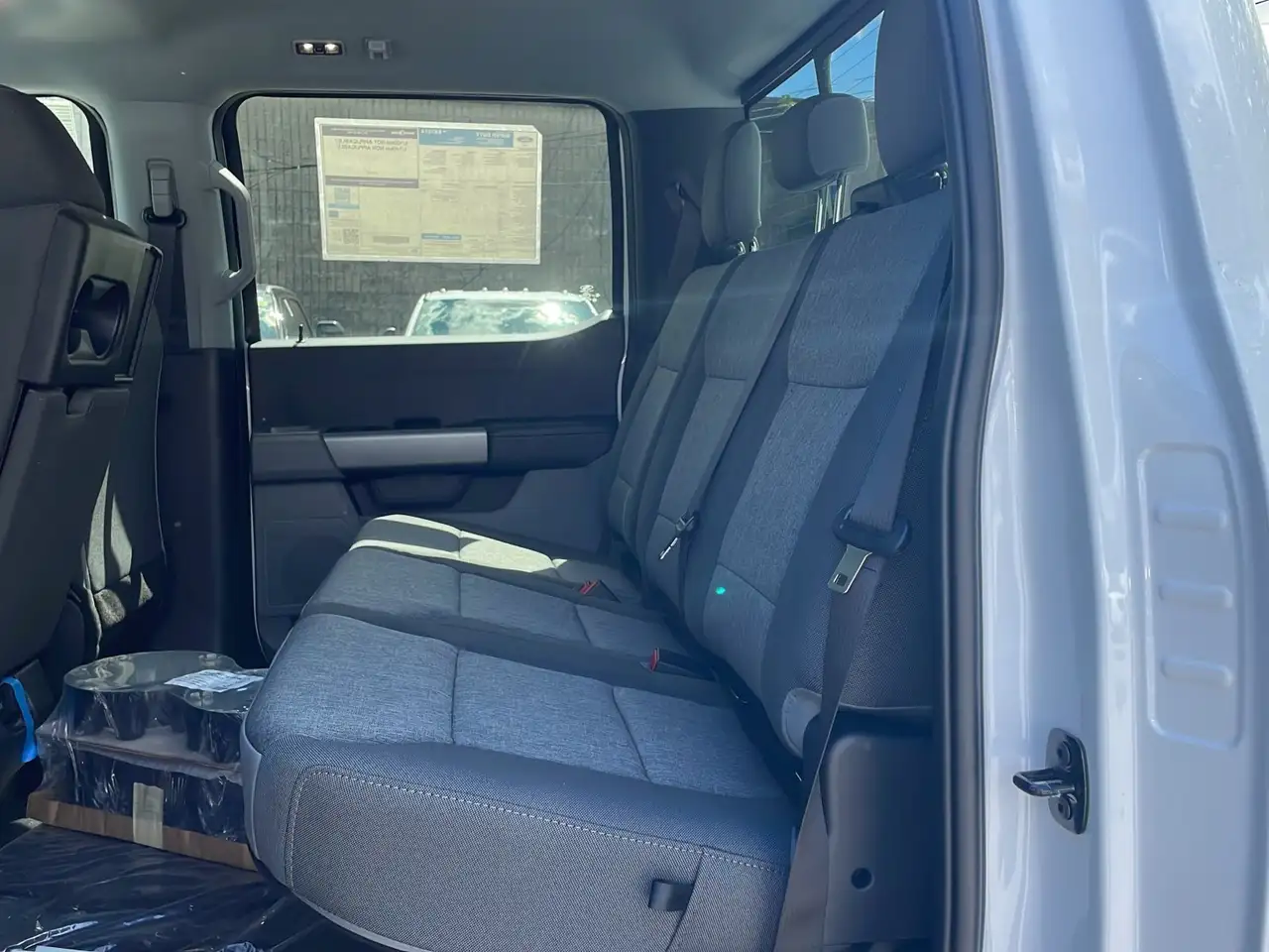 Ford F 350 снимка Ford F 350