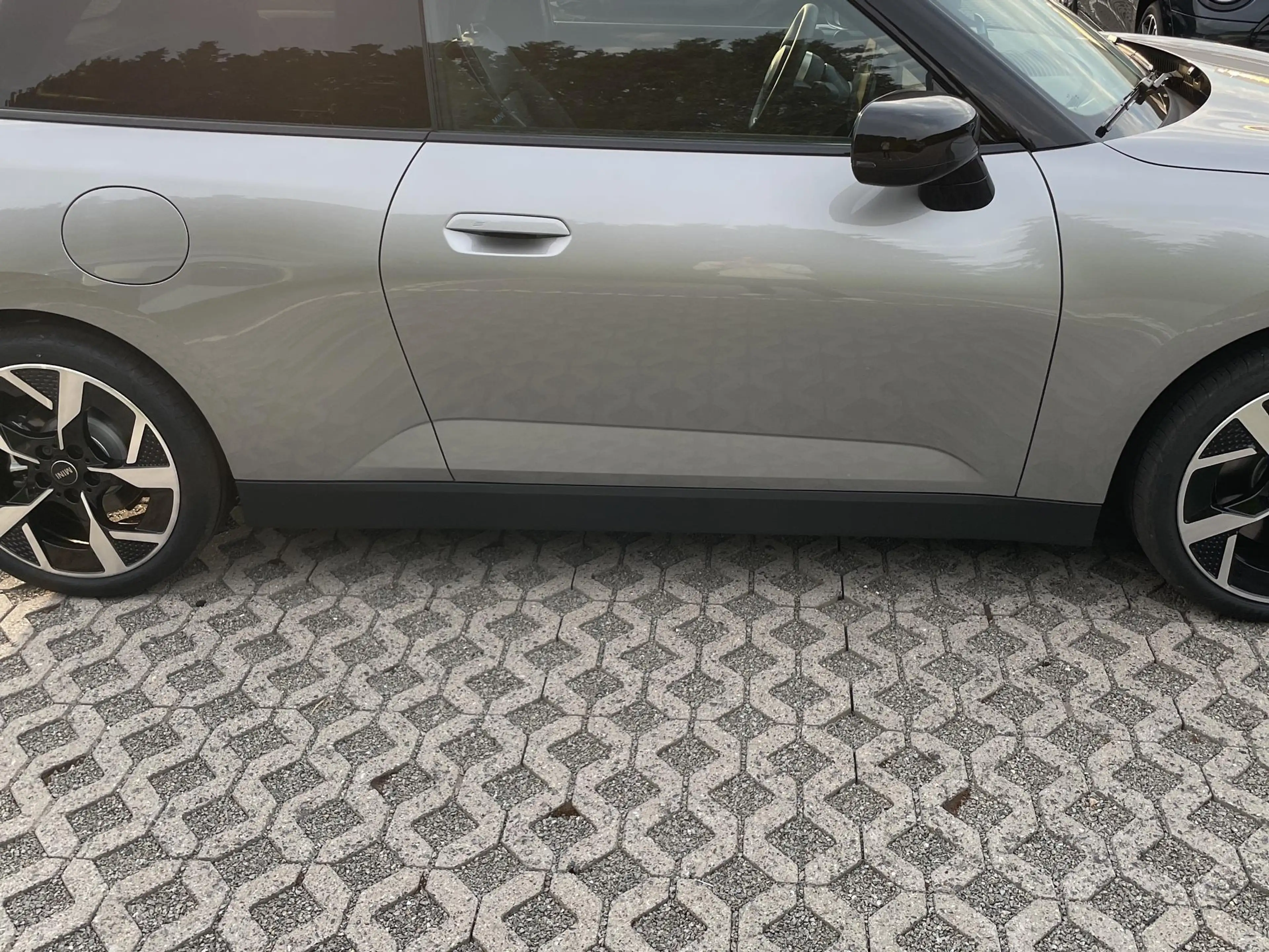 MINI Cooper SE Classic Trim — photo 15
