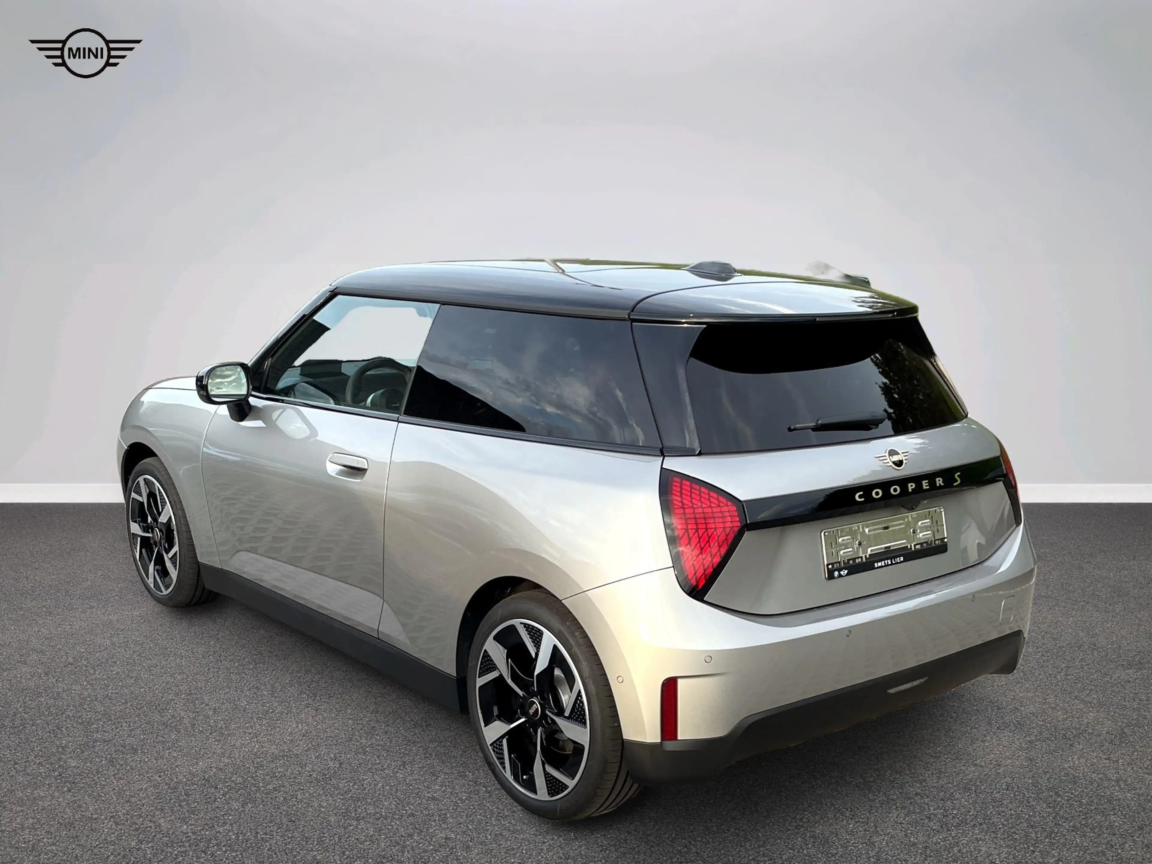 MINI Cooper SE Classic Trim — photo 4