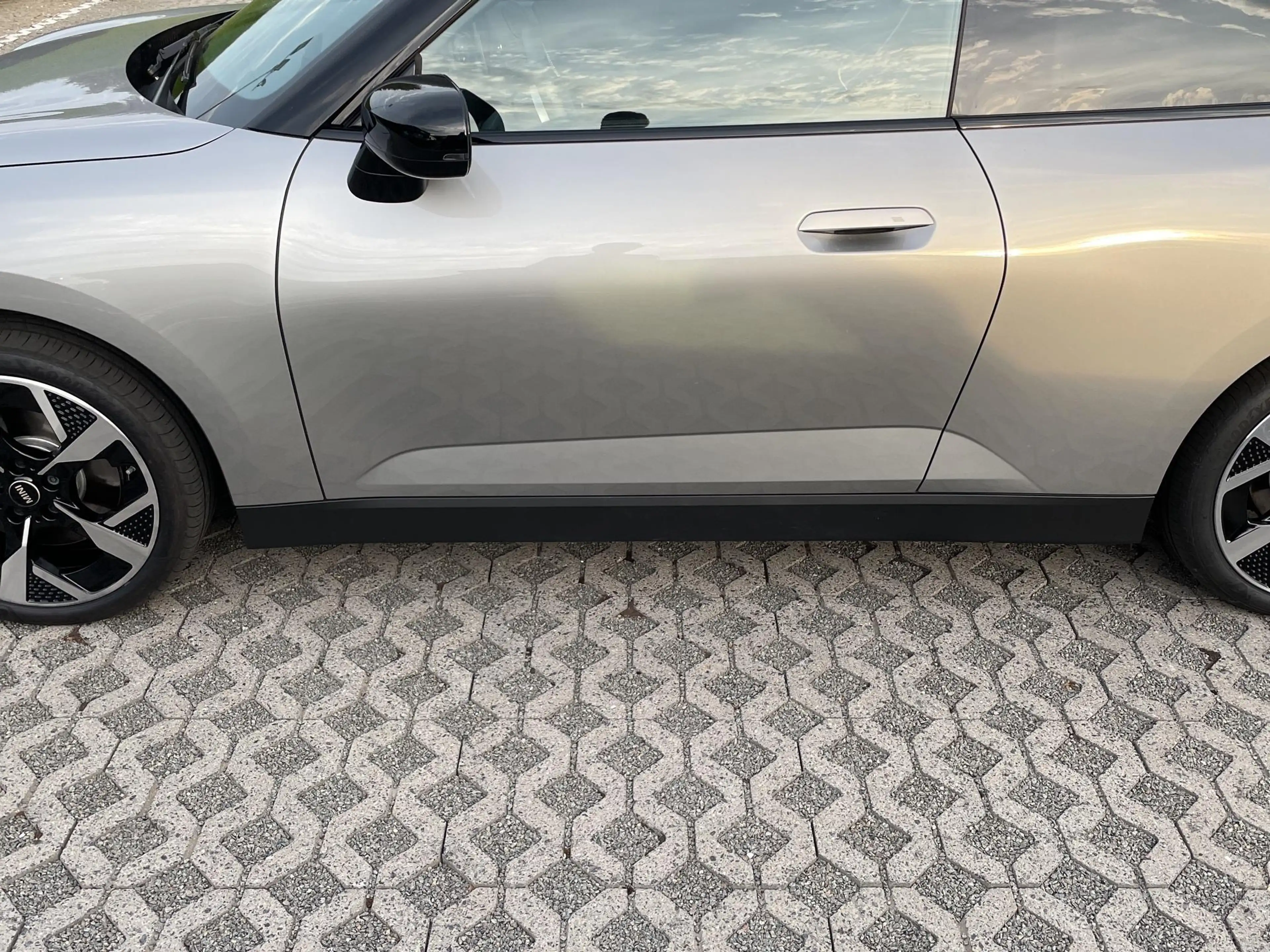 MINI Cooper SE Classic Trim — photo 14