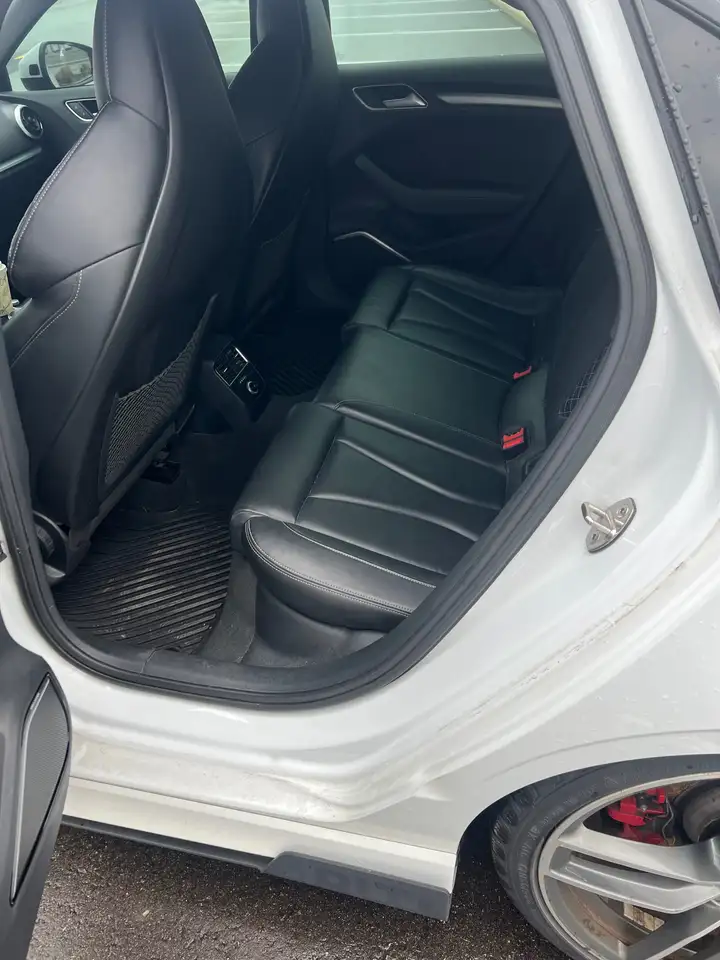 Audi S3 снимка Audi S3