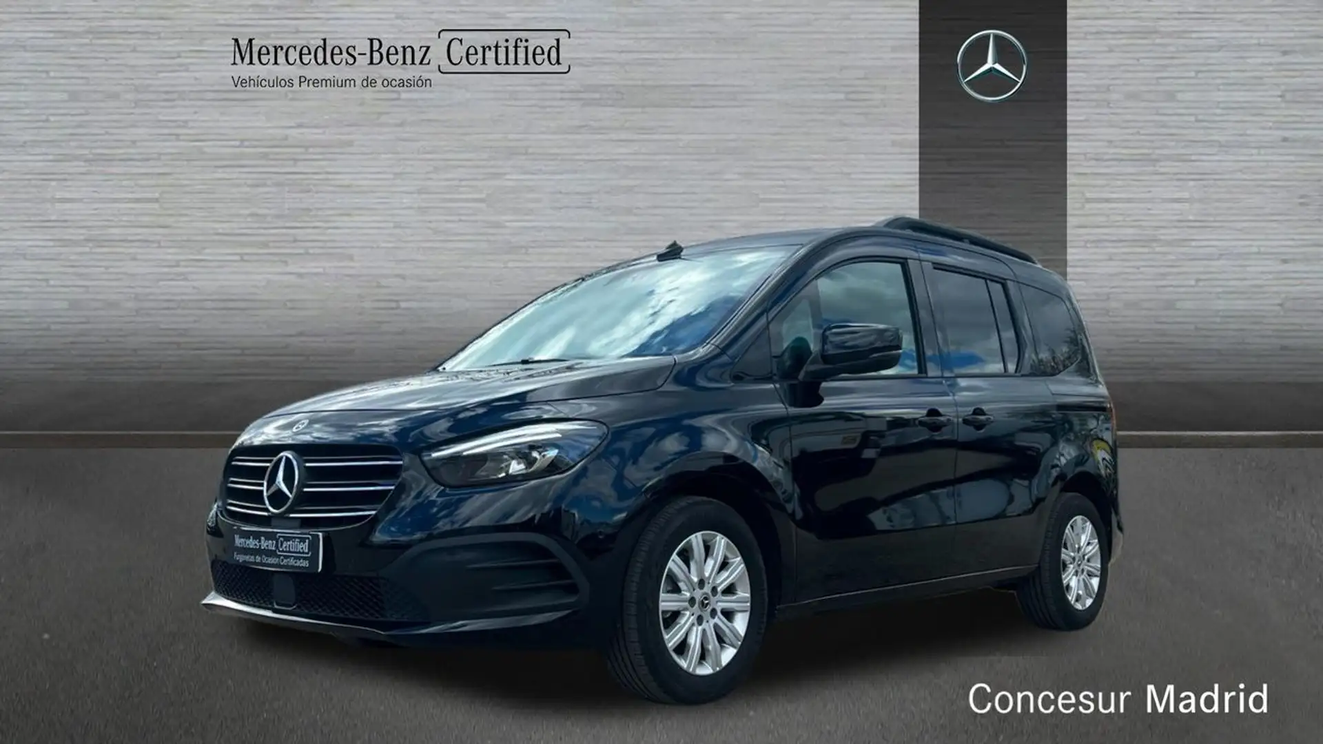Mercedes-Benz T-Class 180 d Zwart - 1