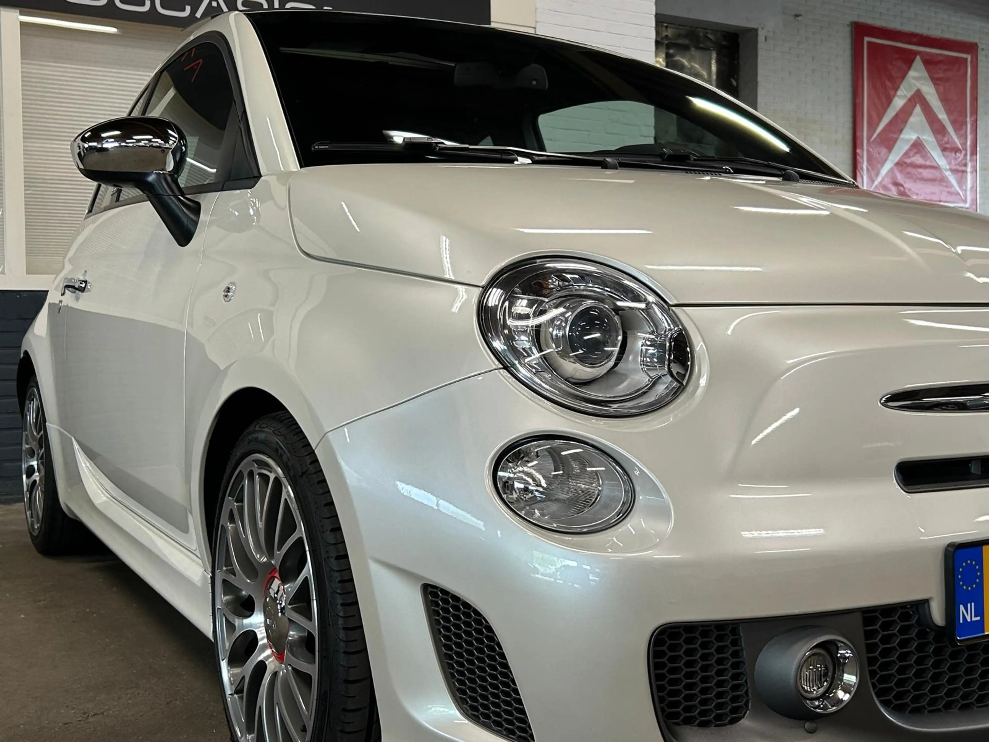 Fiat 500 Abarth 1.4-16V — photo 18